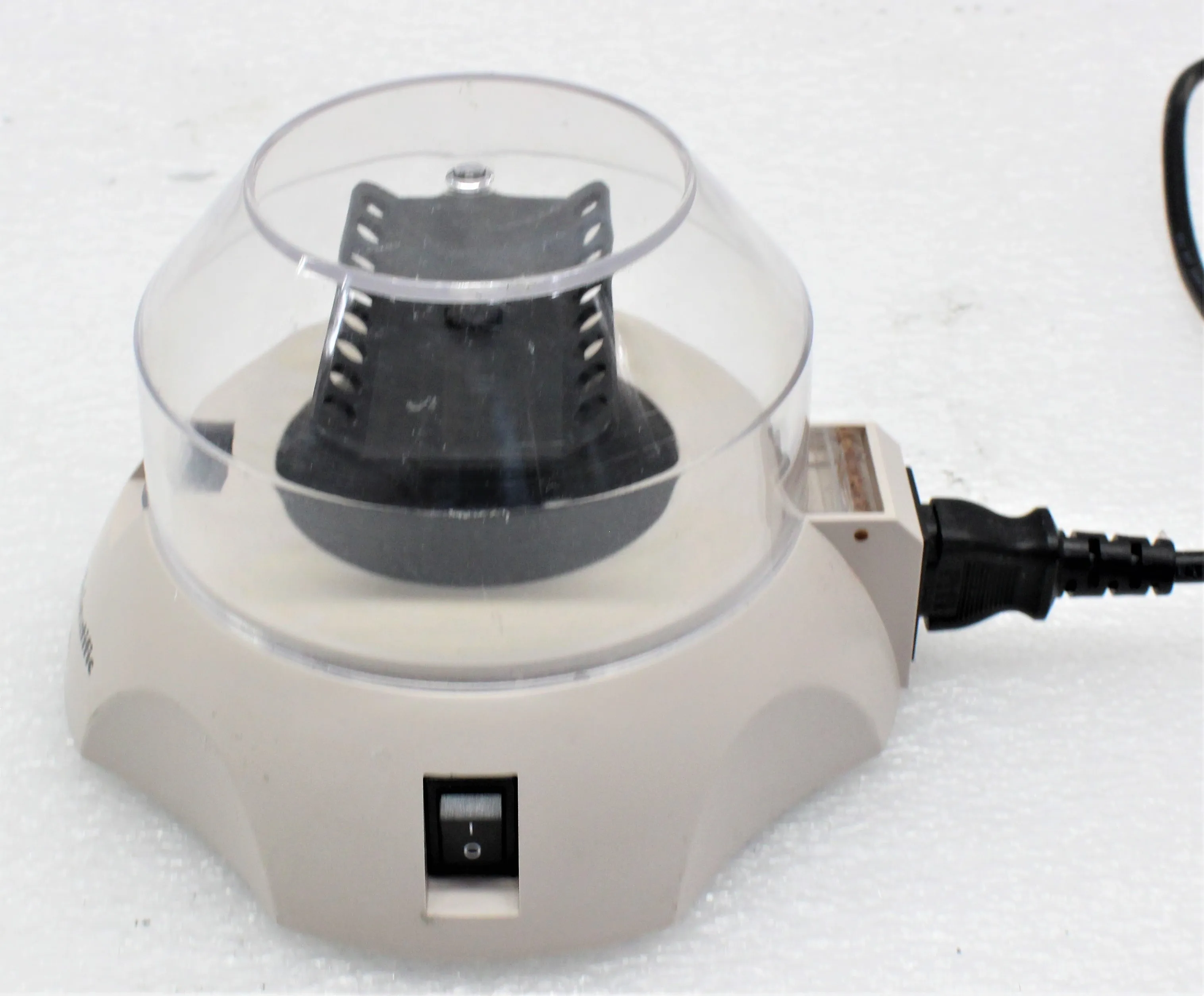 Fisher Scientific 05-090-100 Mini Centrifuge