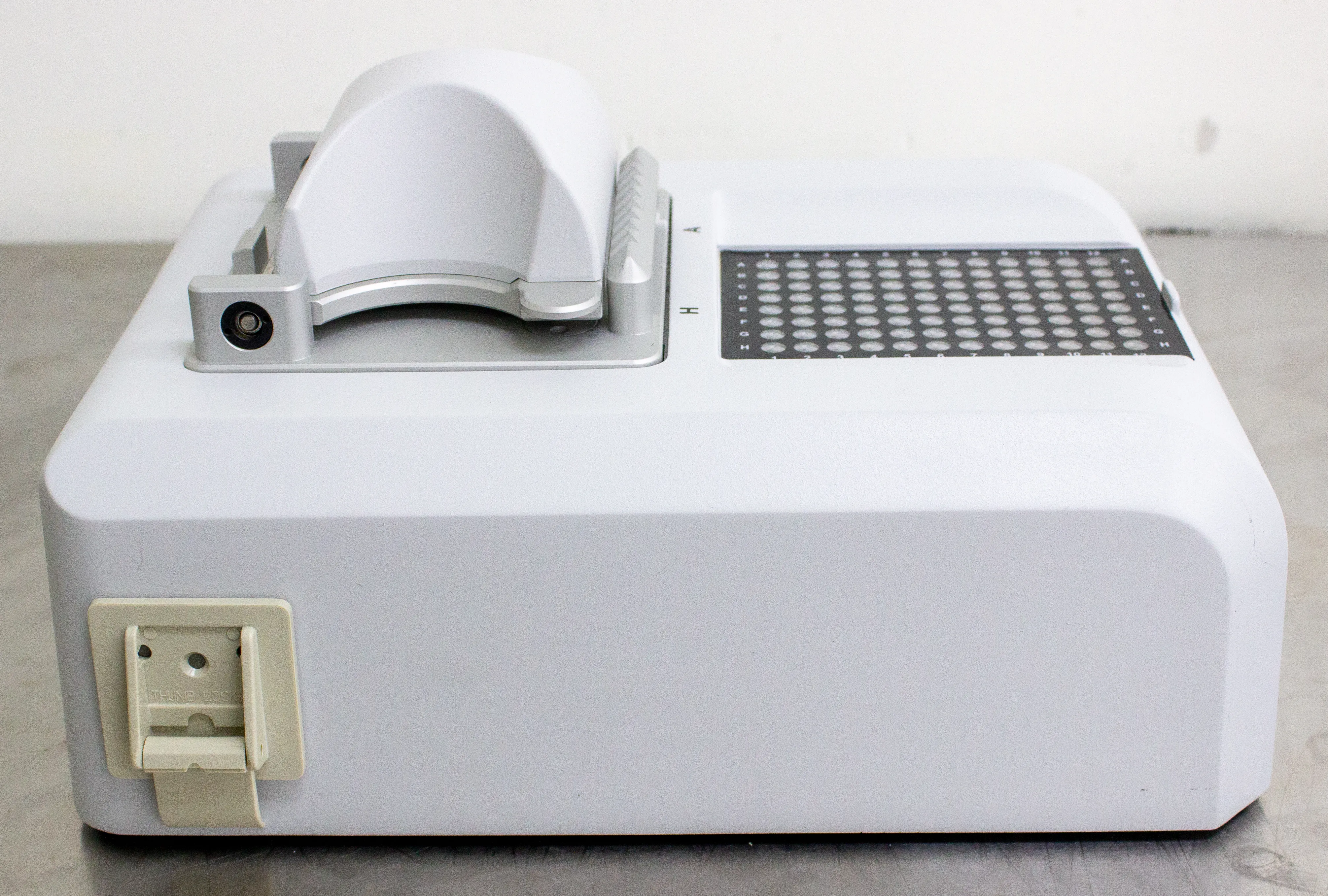 Thermo NanoDrop 8000 UV-Vis Spectrophotometer