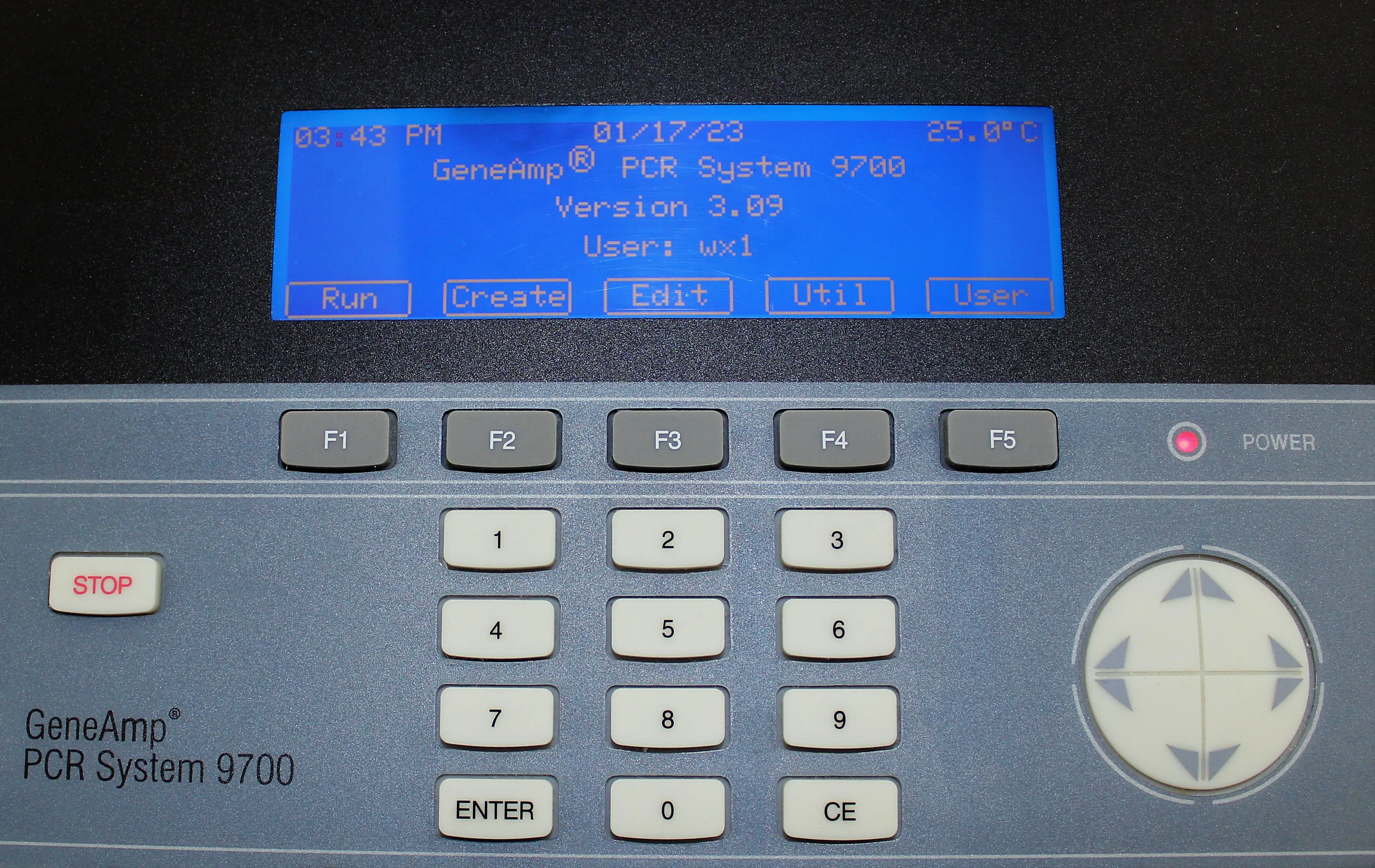 Applied Biosystems GeneAmp 9700 PCR System Thermal Cycler