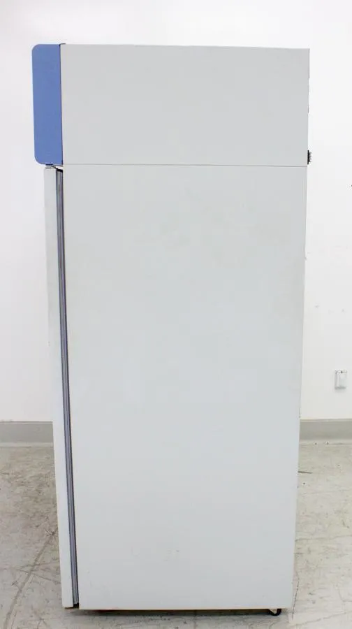 Thermo Scientific Revco ULT5030A20 -30C Lab Freezer 51.1 Cu. Ft., Upright, 120V