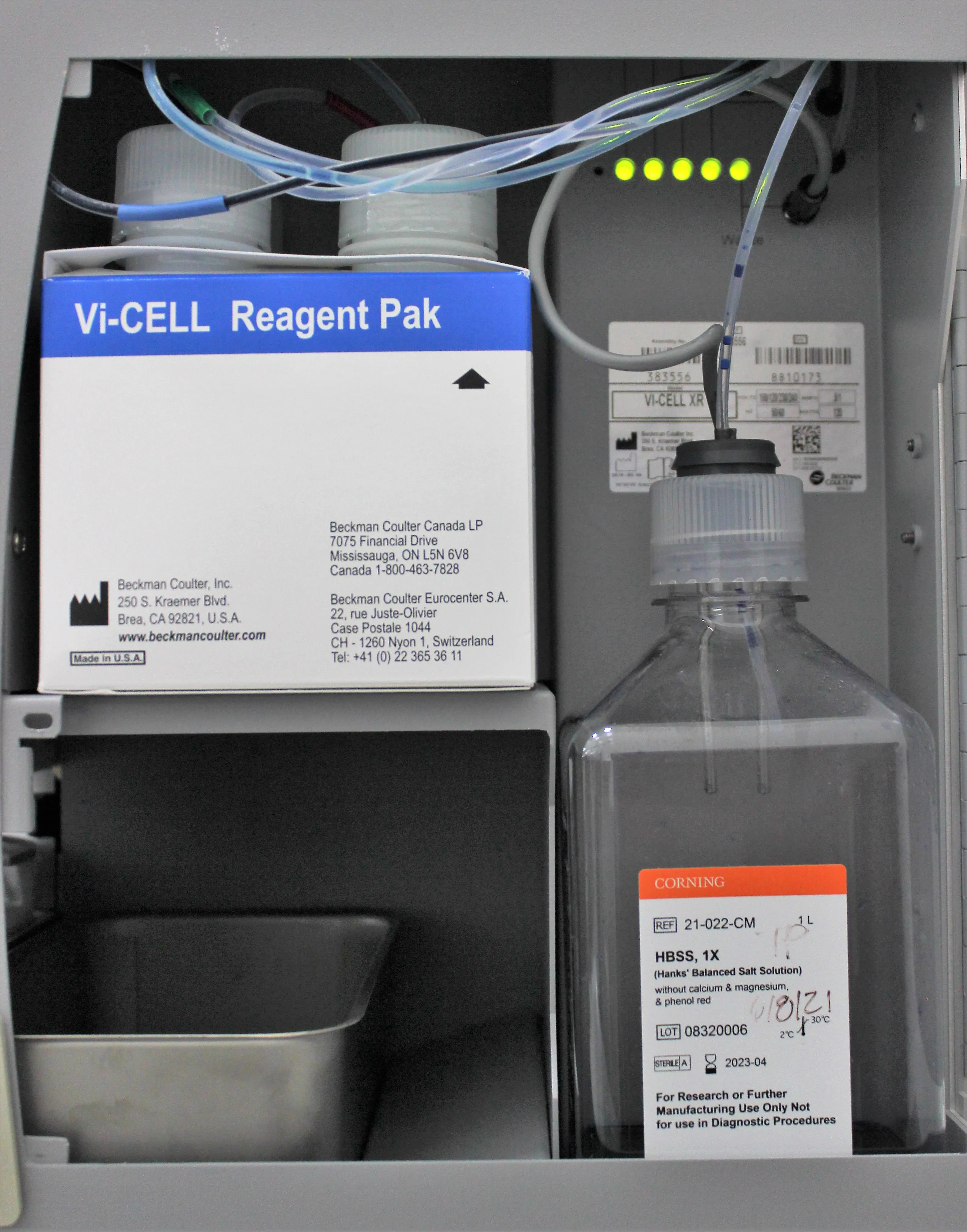 Beckman Coulter Vi-CELL XR Cell Viability Analyzer with Computer and monitor