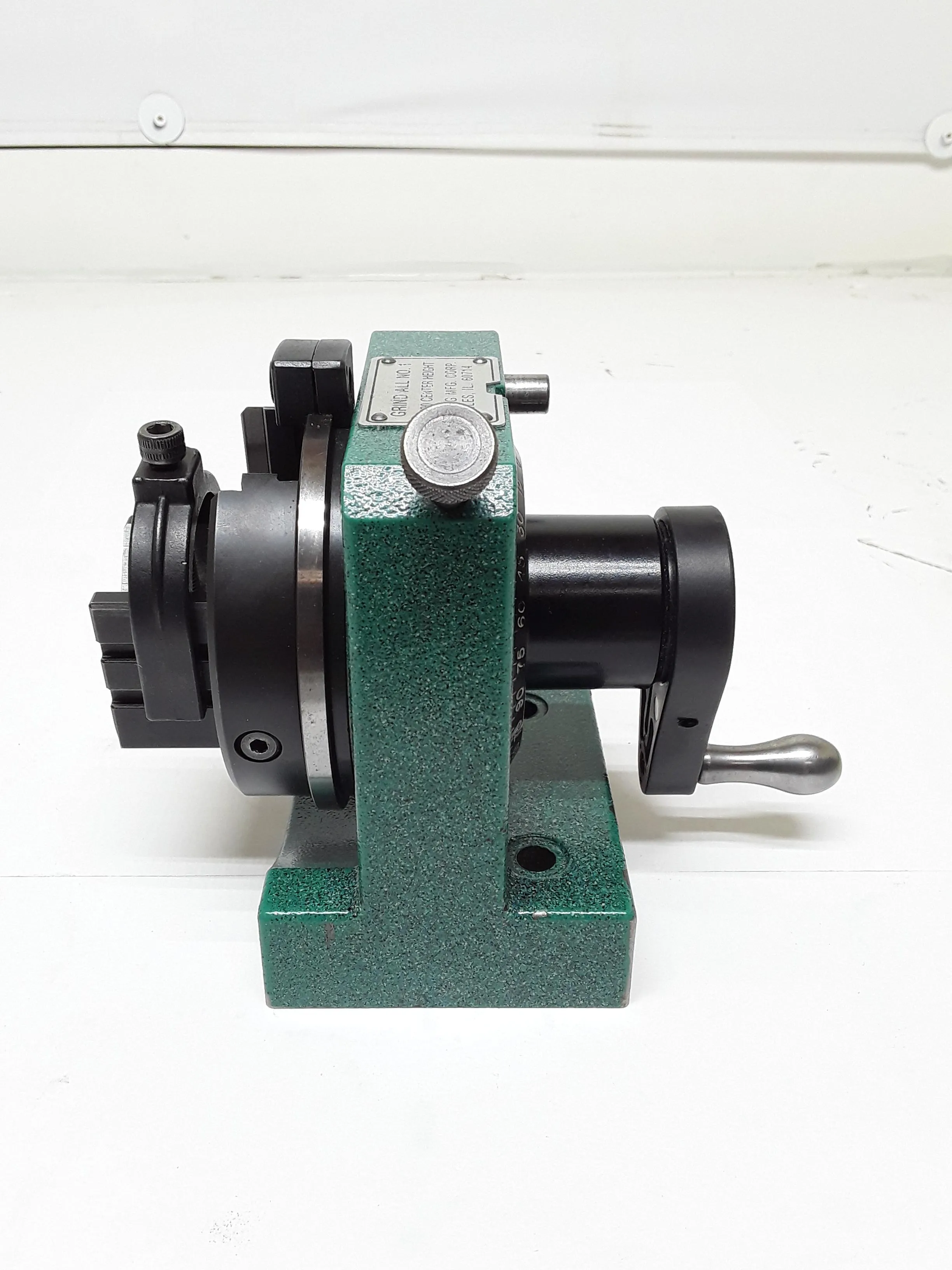 Harig GRIND-ALL No. 1 V-Block Fixture - Used Laboratory Equipment