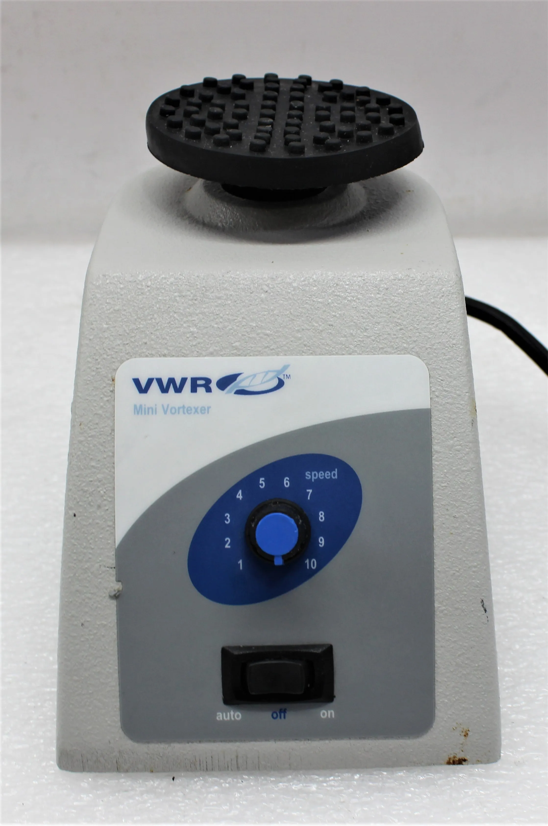 VWR Scientific Standard Mini Vortexer Cat No. 58816-121