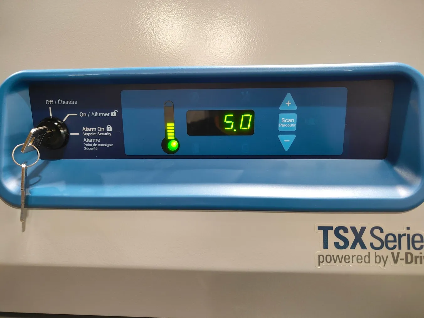 ThermoFisher TSX Series Lab Refrigerator