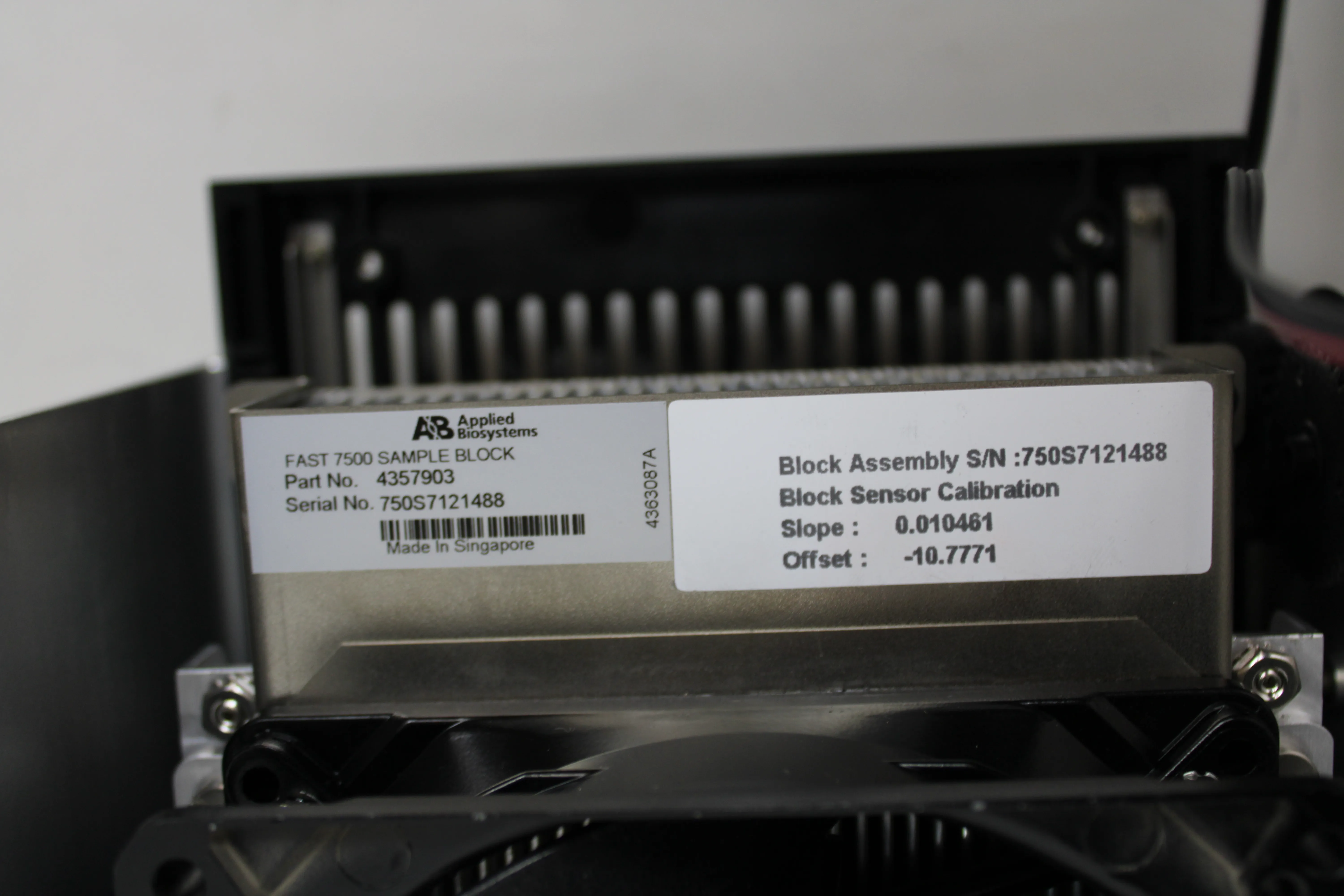 Used Applied Biosystems Gemini 7300 7500 96-Well Block Assembly Drive 4357903 Molecular Biology Accessory