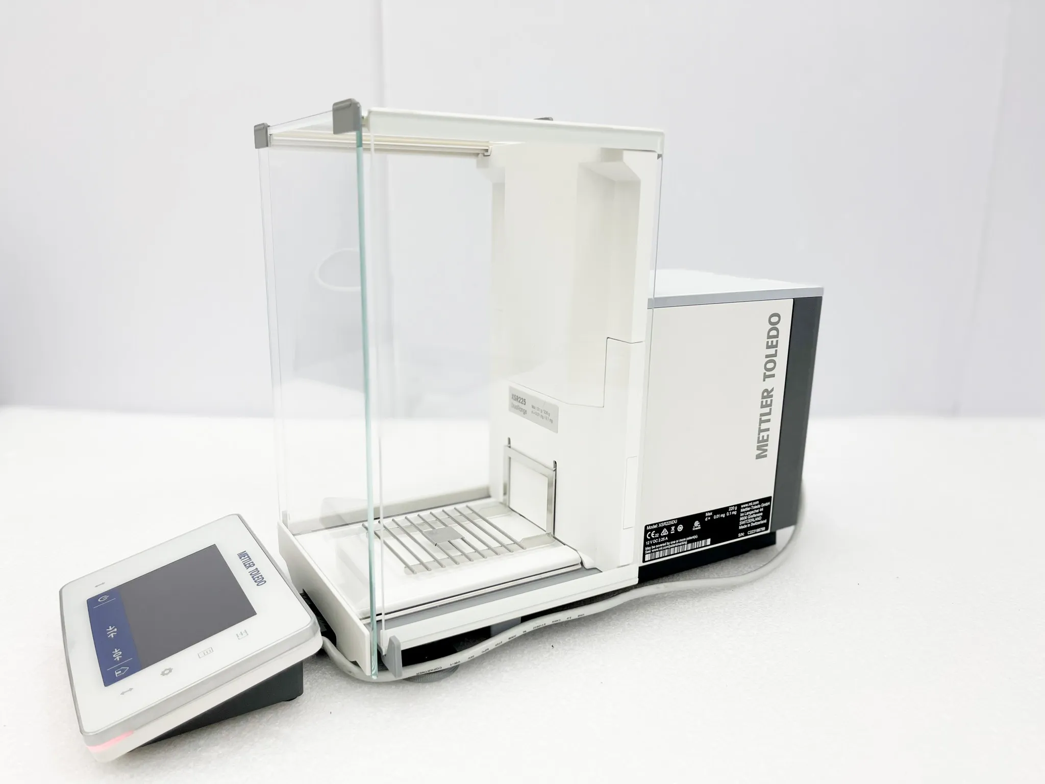 Mettler Toledo XSR225DU Analytical Balance