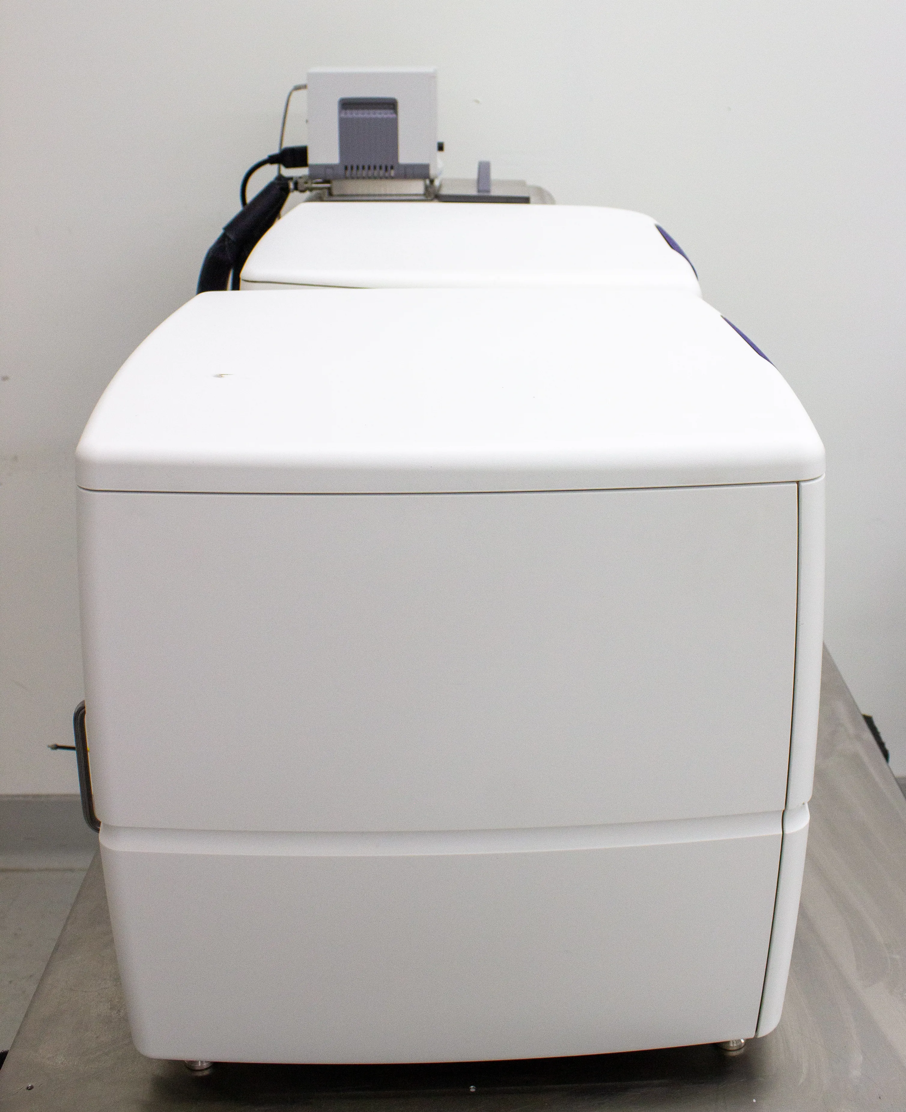 BD FACSMelody Cell Sorter System w/ Baker SterilGard Bio Safety Cabinet BD400XD