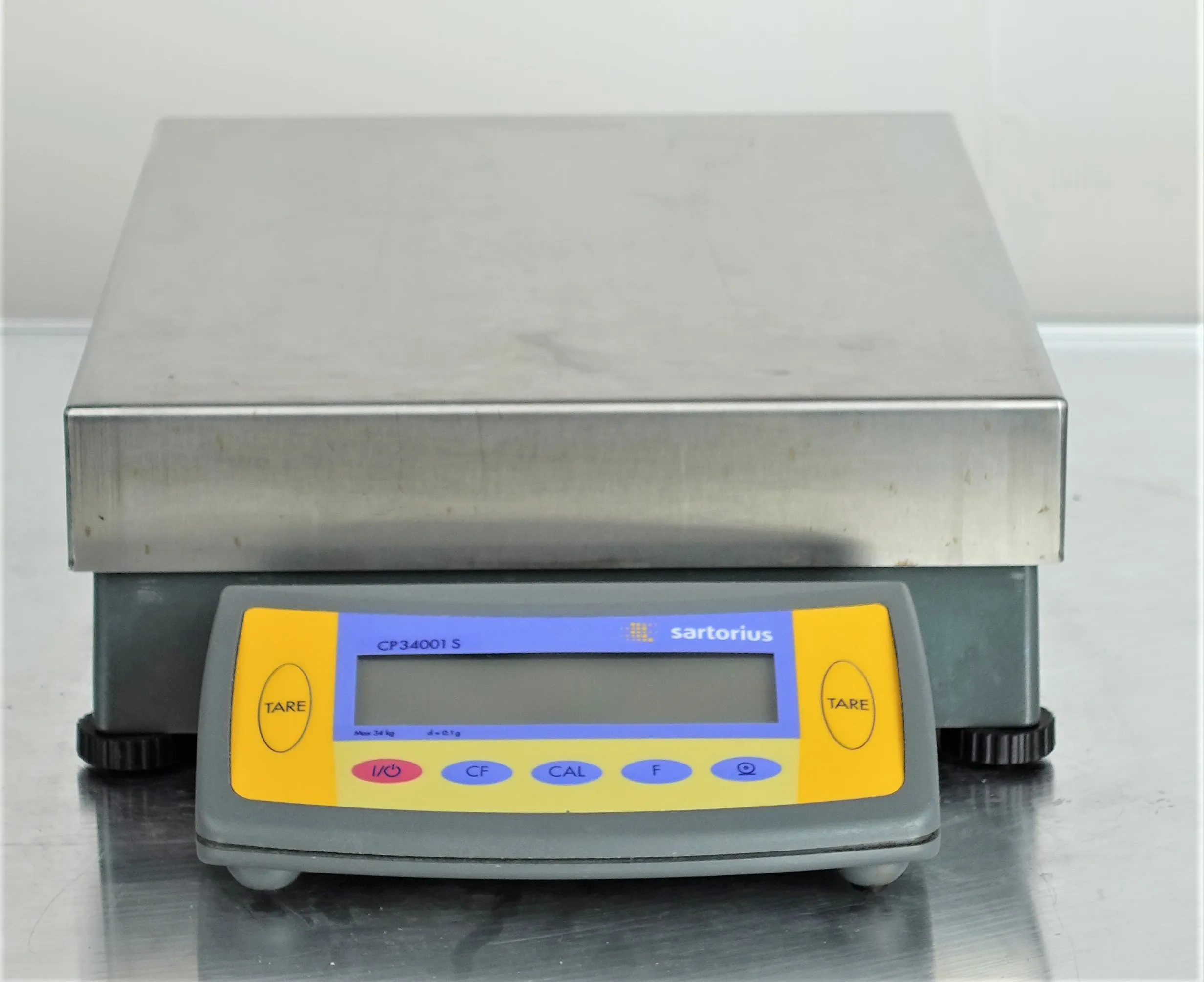 Sartorius CP Lab Bench Scale CP34001S 34000g 230v