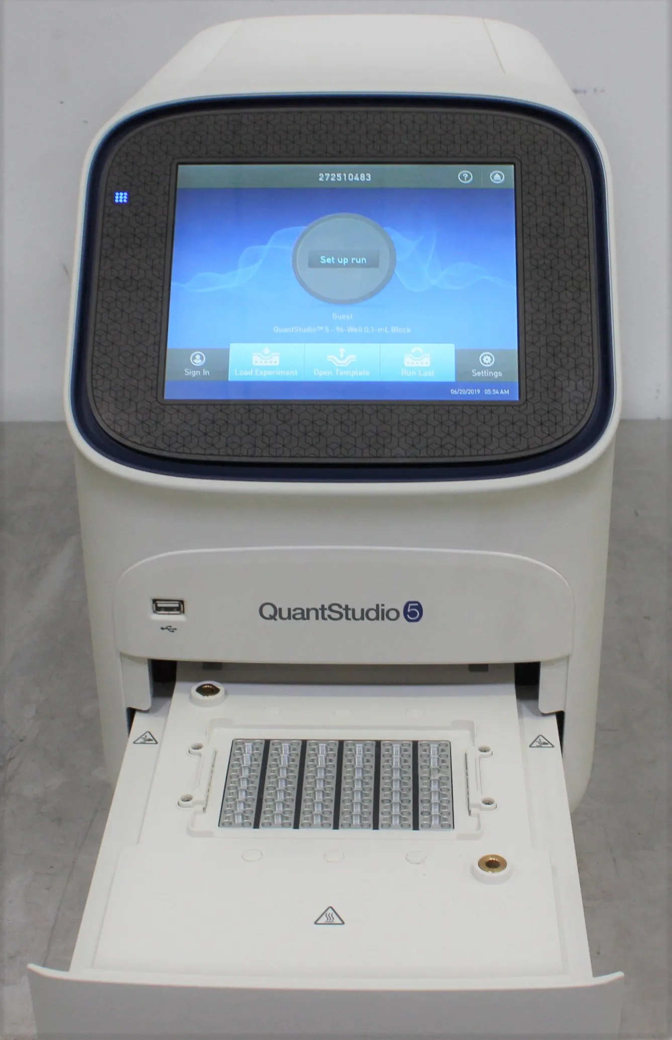 Applied Biosystems QuantStudio 5 Real-Time PCR System A28133