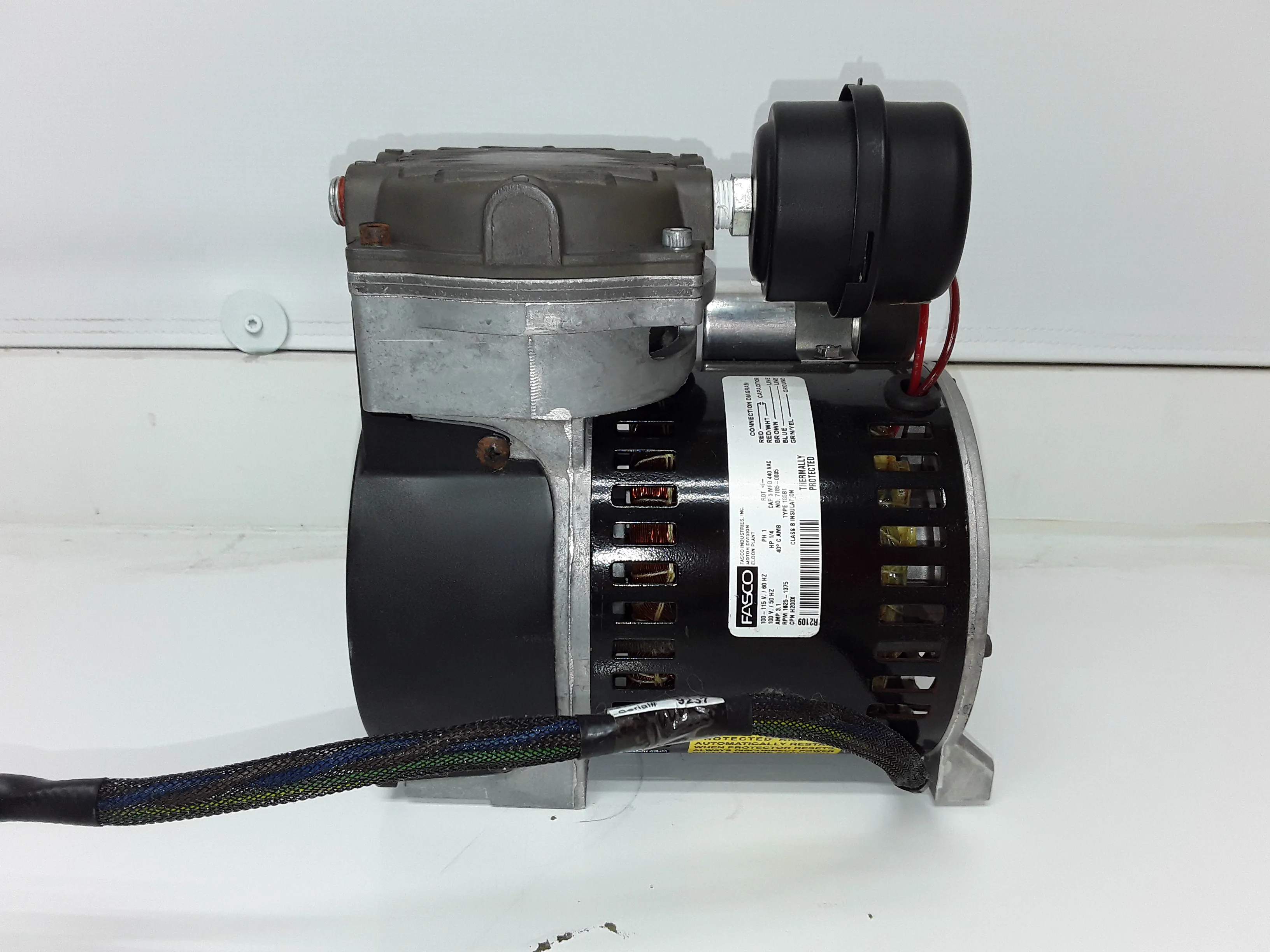 Gast 1/4HP Air Compressor 74R135-P101-H200X