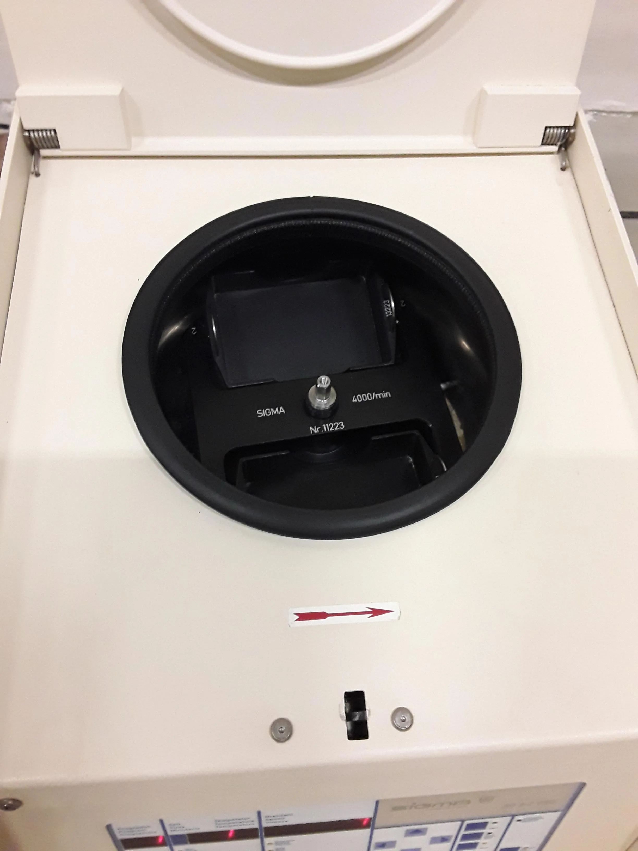 Sigma 3K15 Benchtop Centrifuge