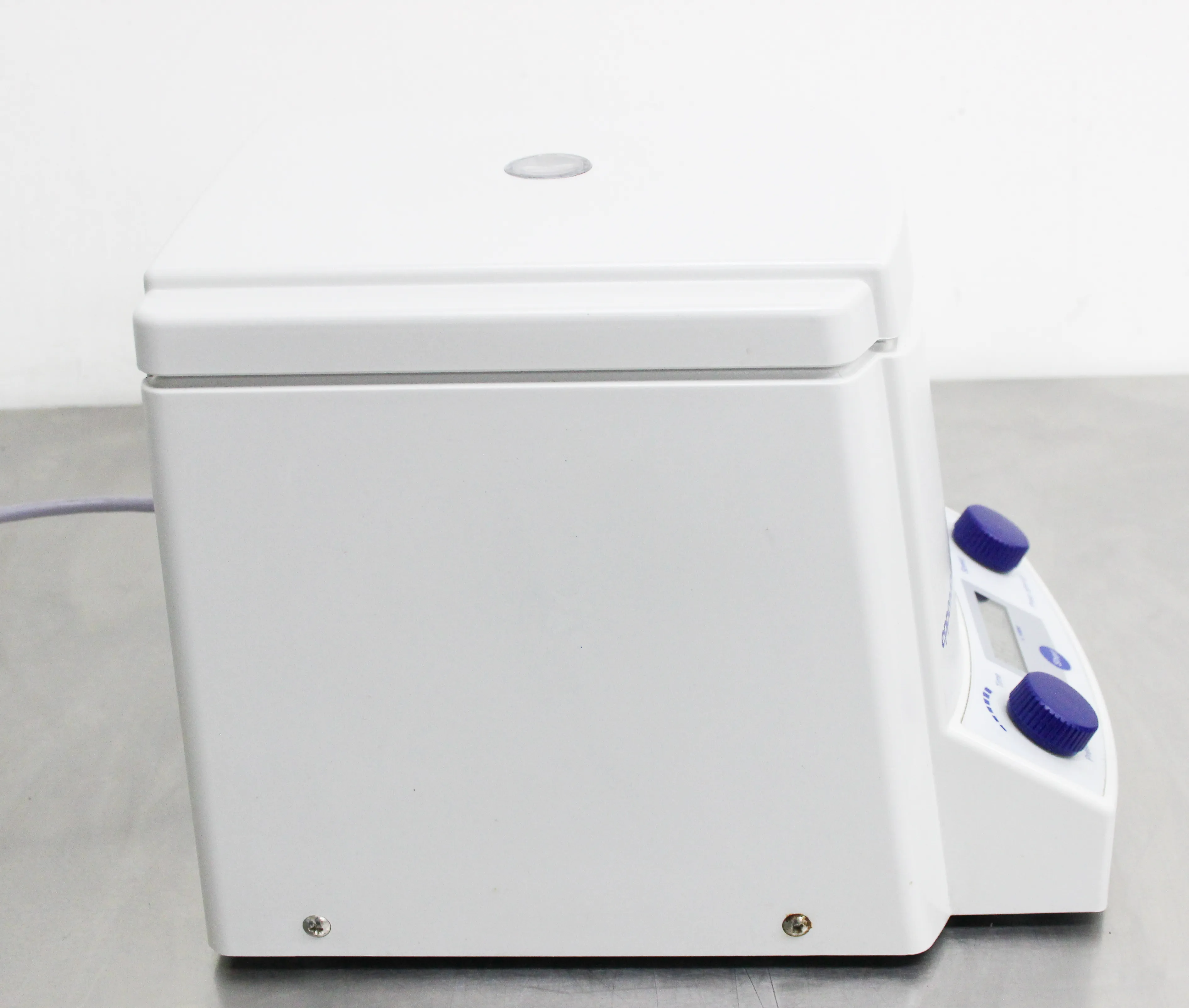 Used Eppendorf 5415 D Digital Micro Centrifuge