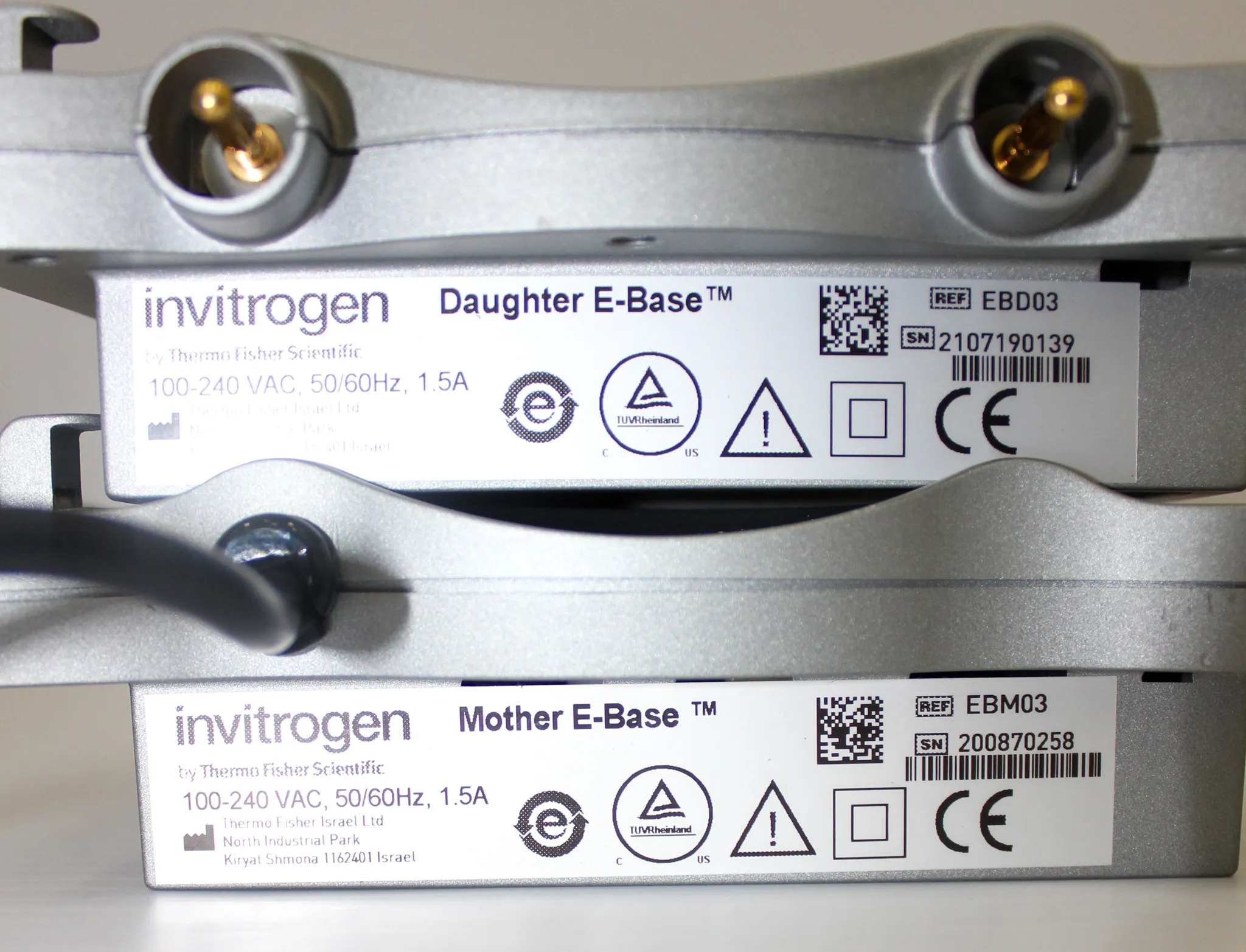 Invitrogen E-Gel Mother and Daughter E-Base Electrophoresis System with E-Gel 48 and E-Gel 96 Systems