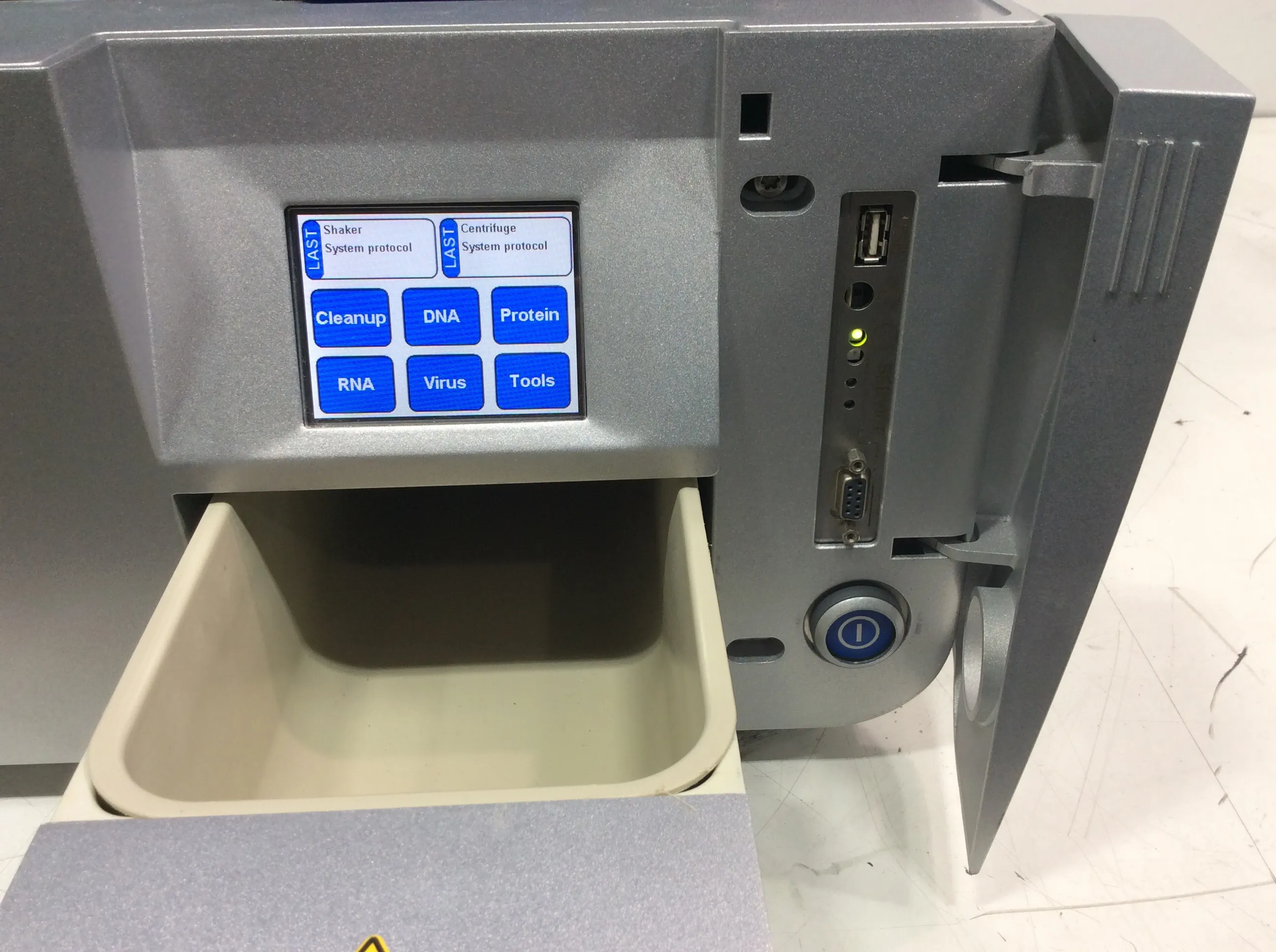 Qiagen QIAcube Robotic Workstation Automatic DNA RNA Protein Purification