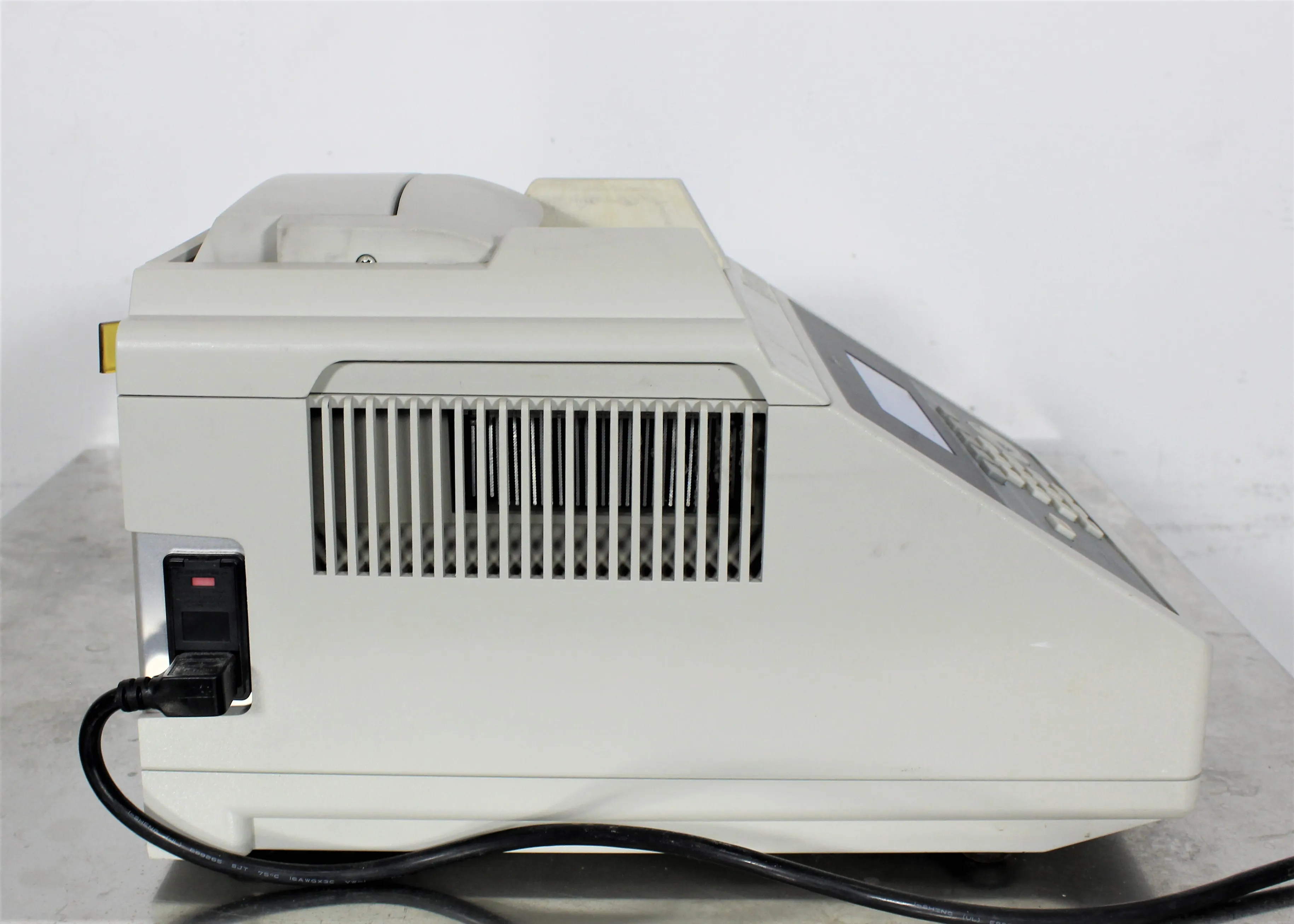 Applied Biosystems 9700 PCR Thermal Cycler N8050200