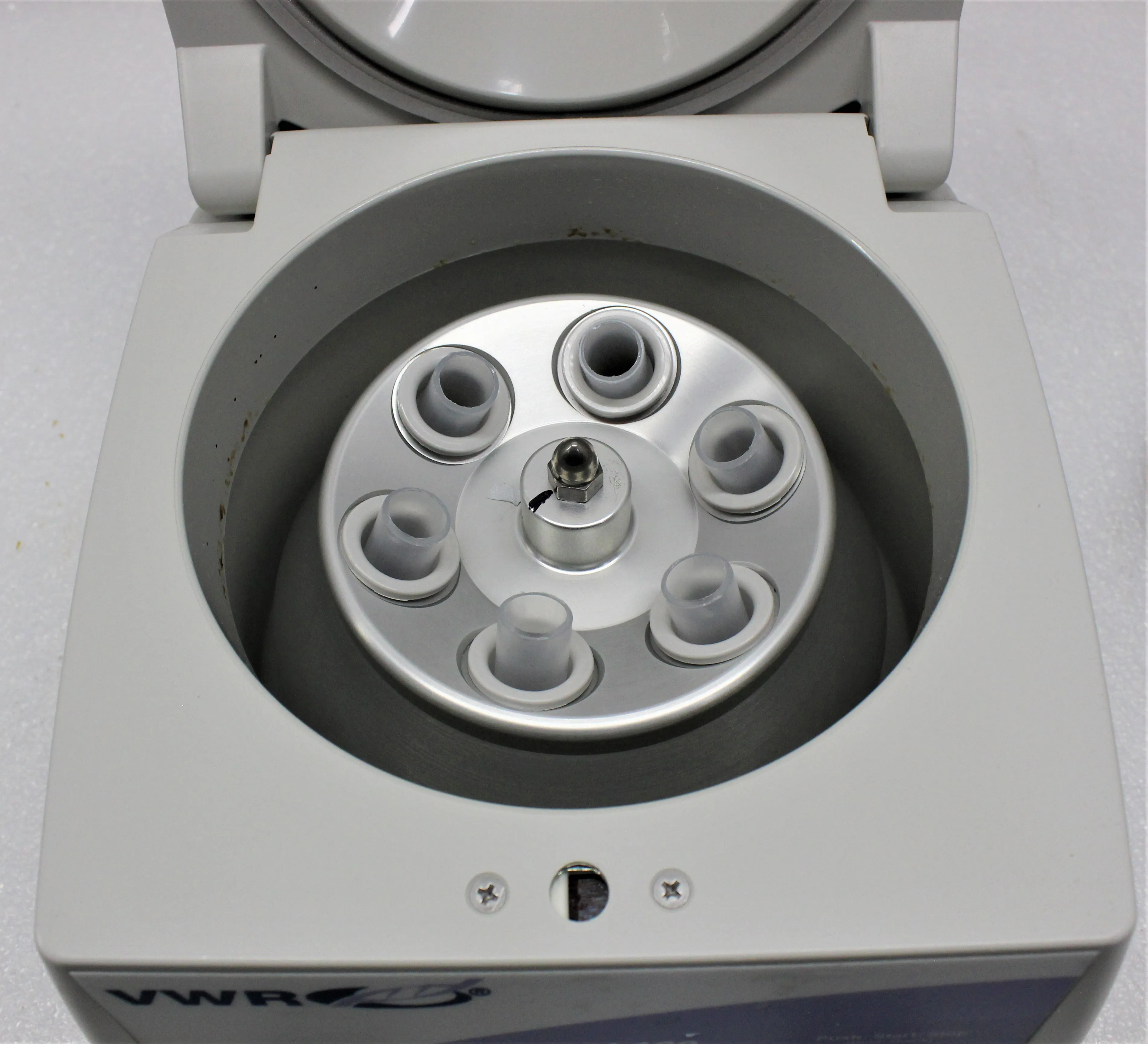 VWR Clinical 100 Benchtop Centrifuge with Digital Control