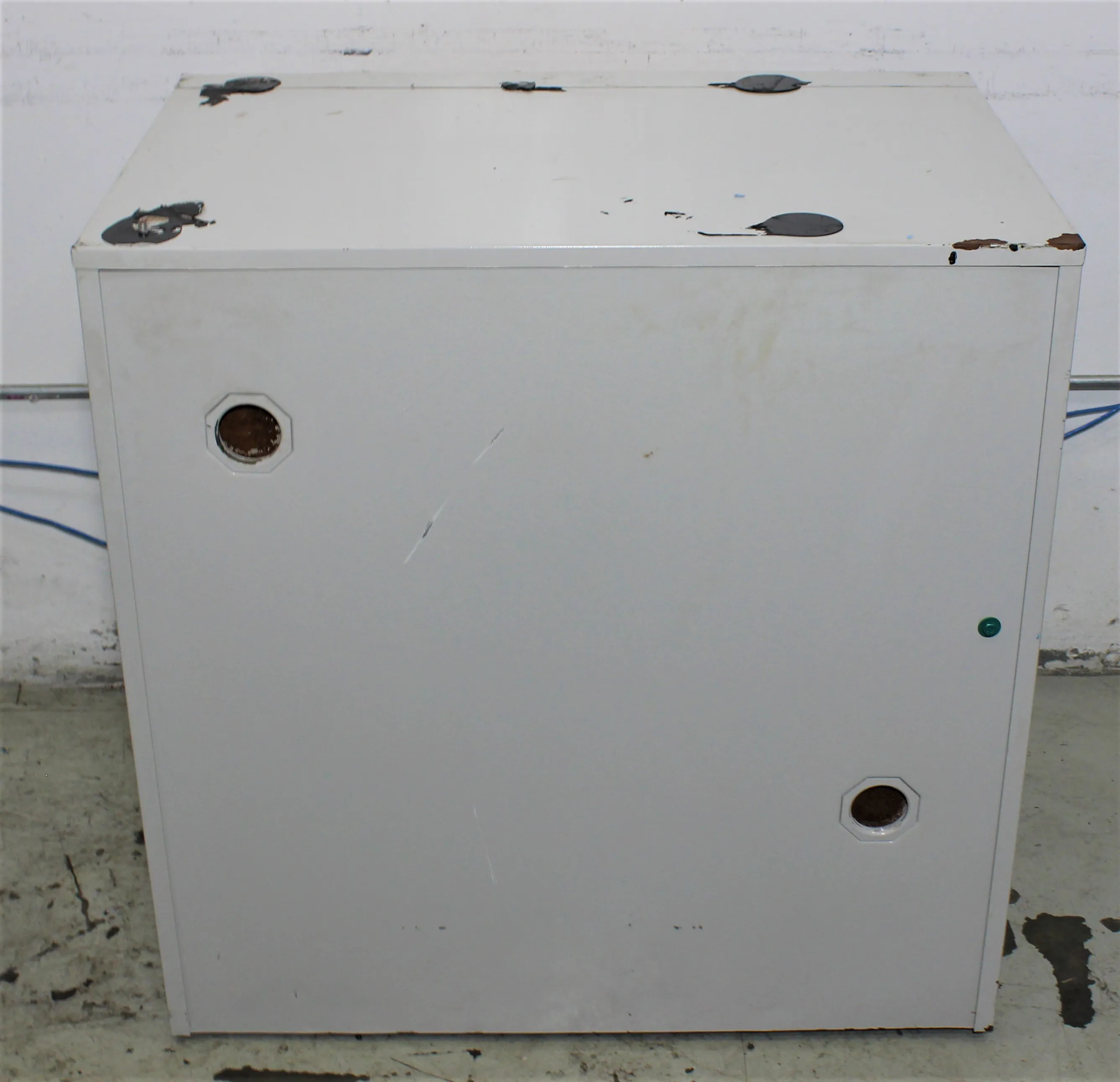 Used Flammable Cabinet - Securall A131 - Class 2 - 30 Gallon Capacity - 2-Door Self-Latch - NFPA Compliant