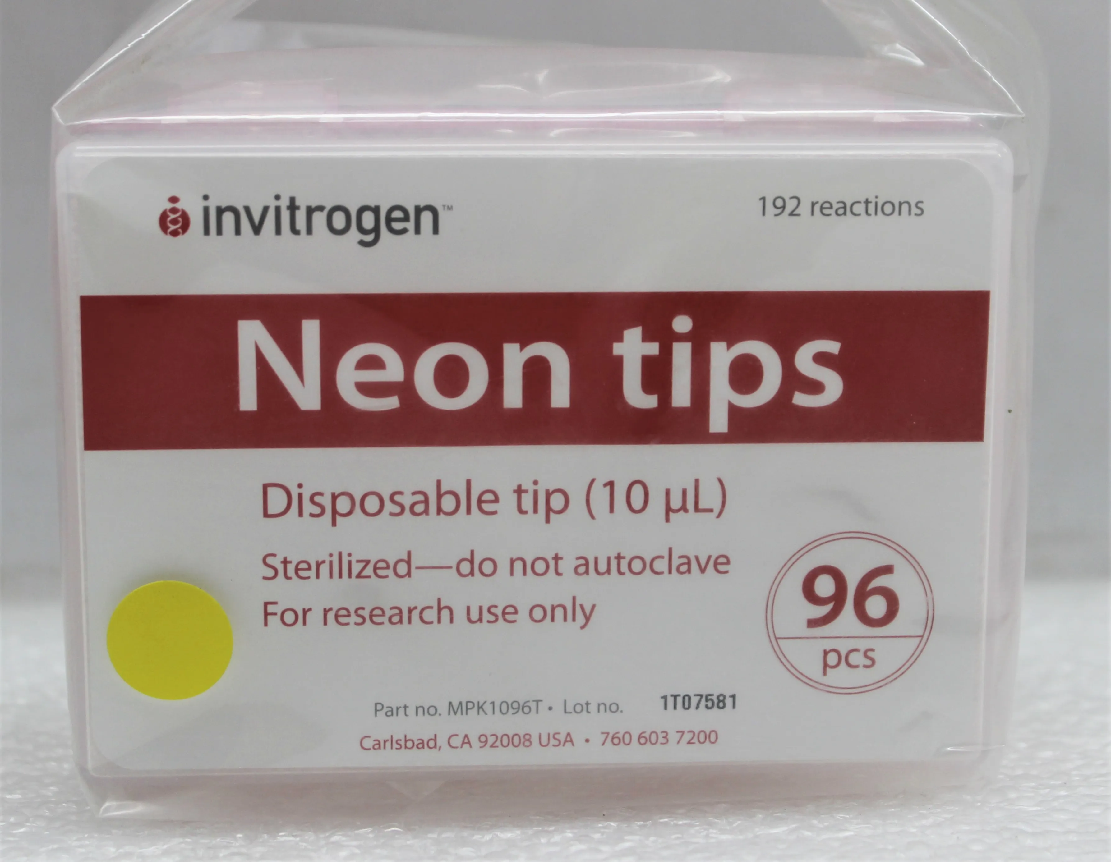 Invitrogen Neon Transfection System 10 L Kit MPK1096T