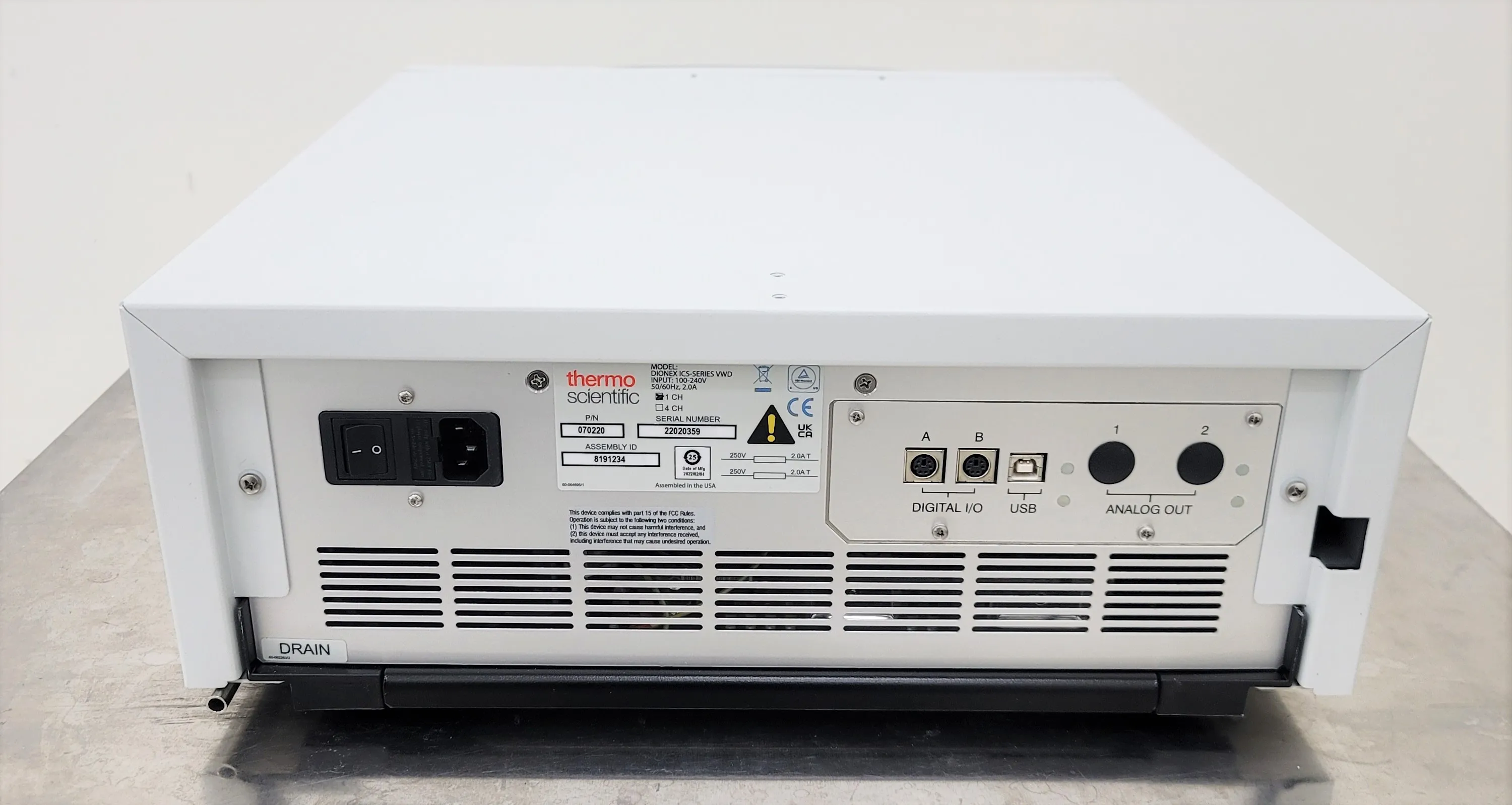 Thermo Scientific Dionex ICS-Series VWD Variable Wavelength Detector