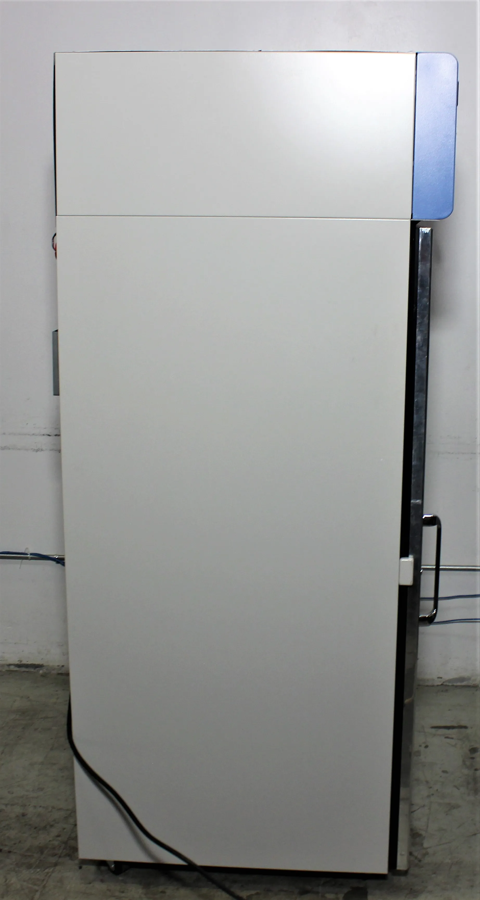 Thermo Scientific Revco Laboratory Refrigerator with Glass Doors RGL3004A 120V 60Hz US