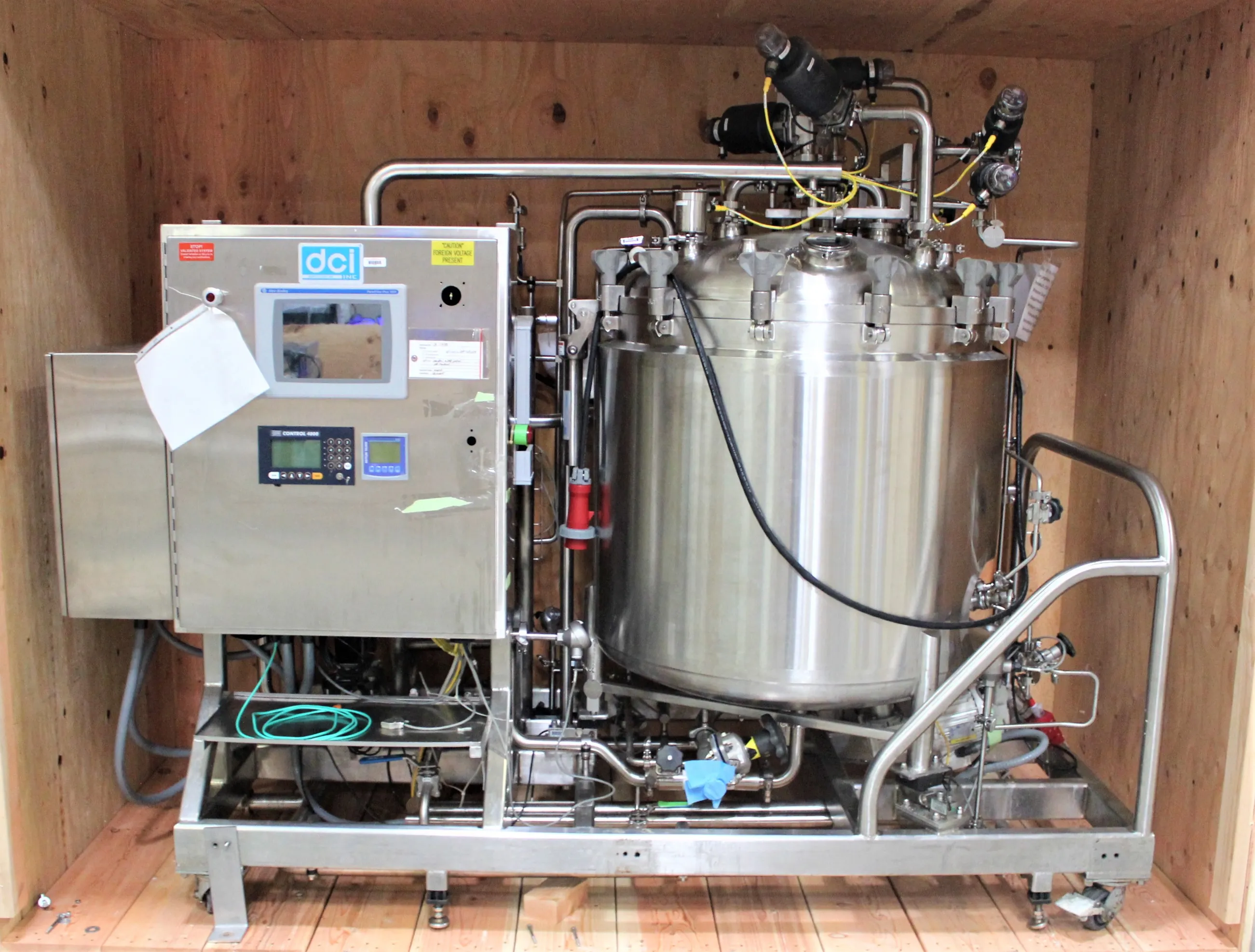 Used DCI Inc. 600 L Tank - Chemistry