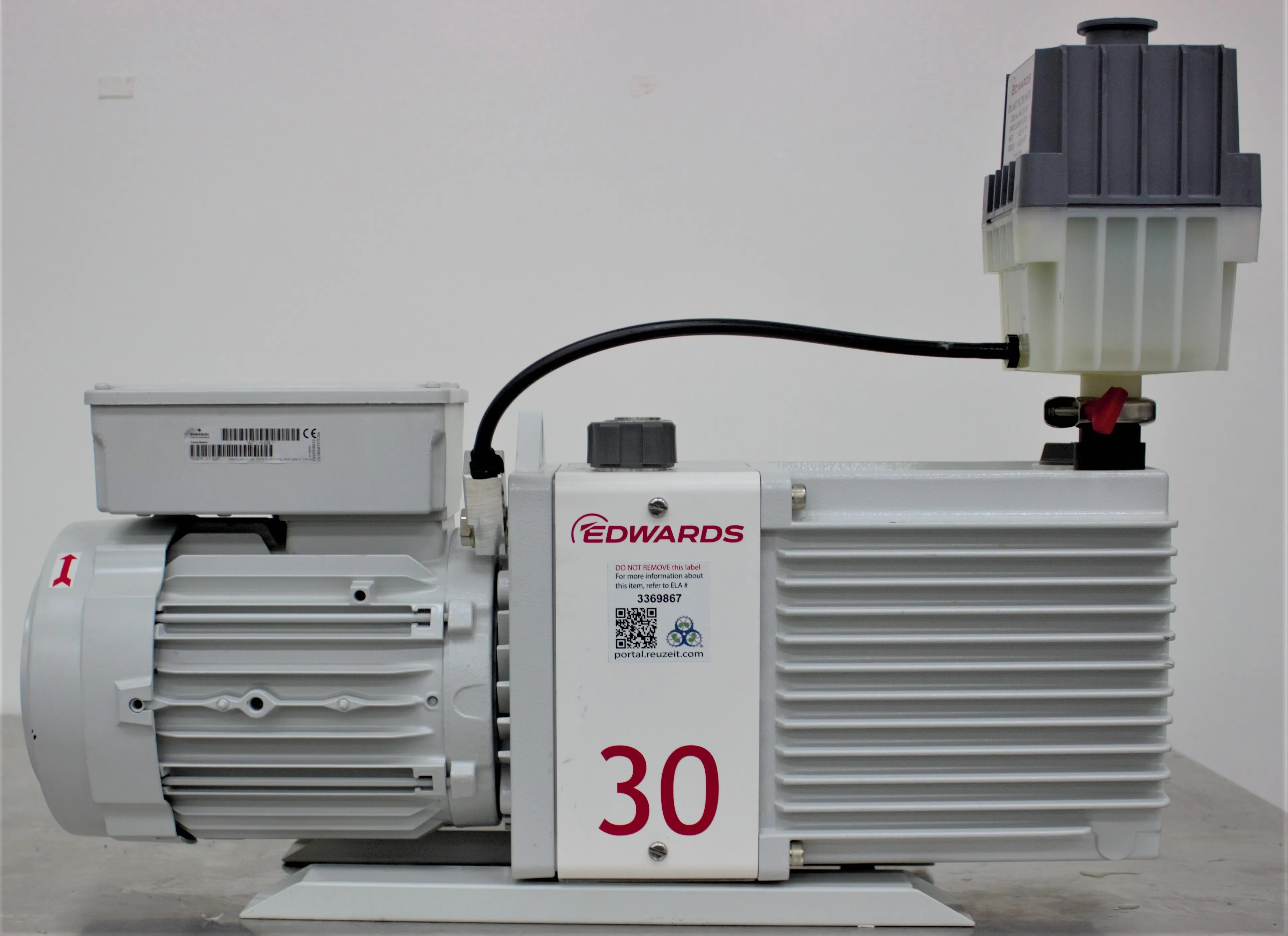 Edwards 30 Vacuum Pump E2M30