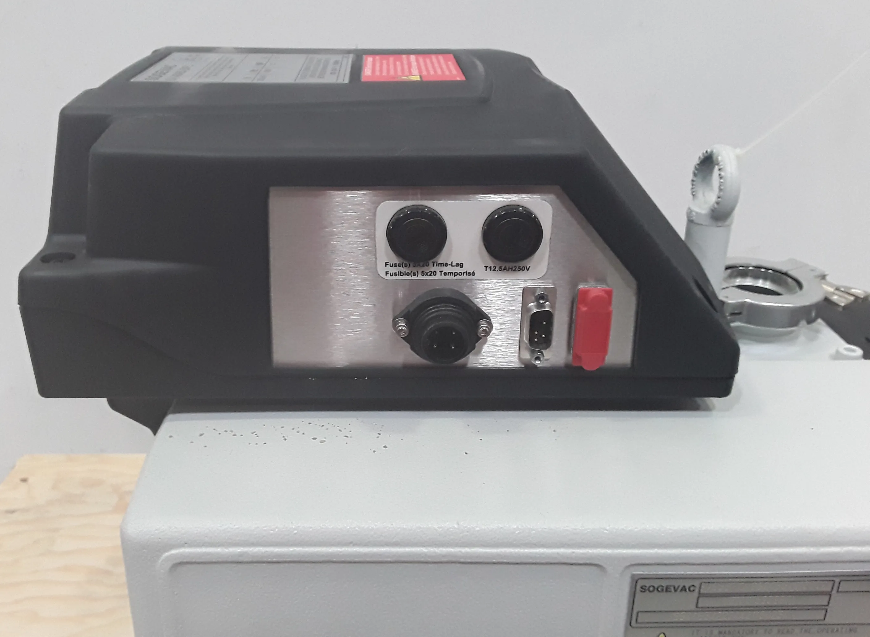 Used Leybold Sogevac SV40/65 BI FC Vacuum Pump, 30-Day Warranty