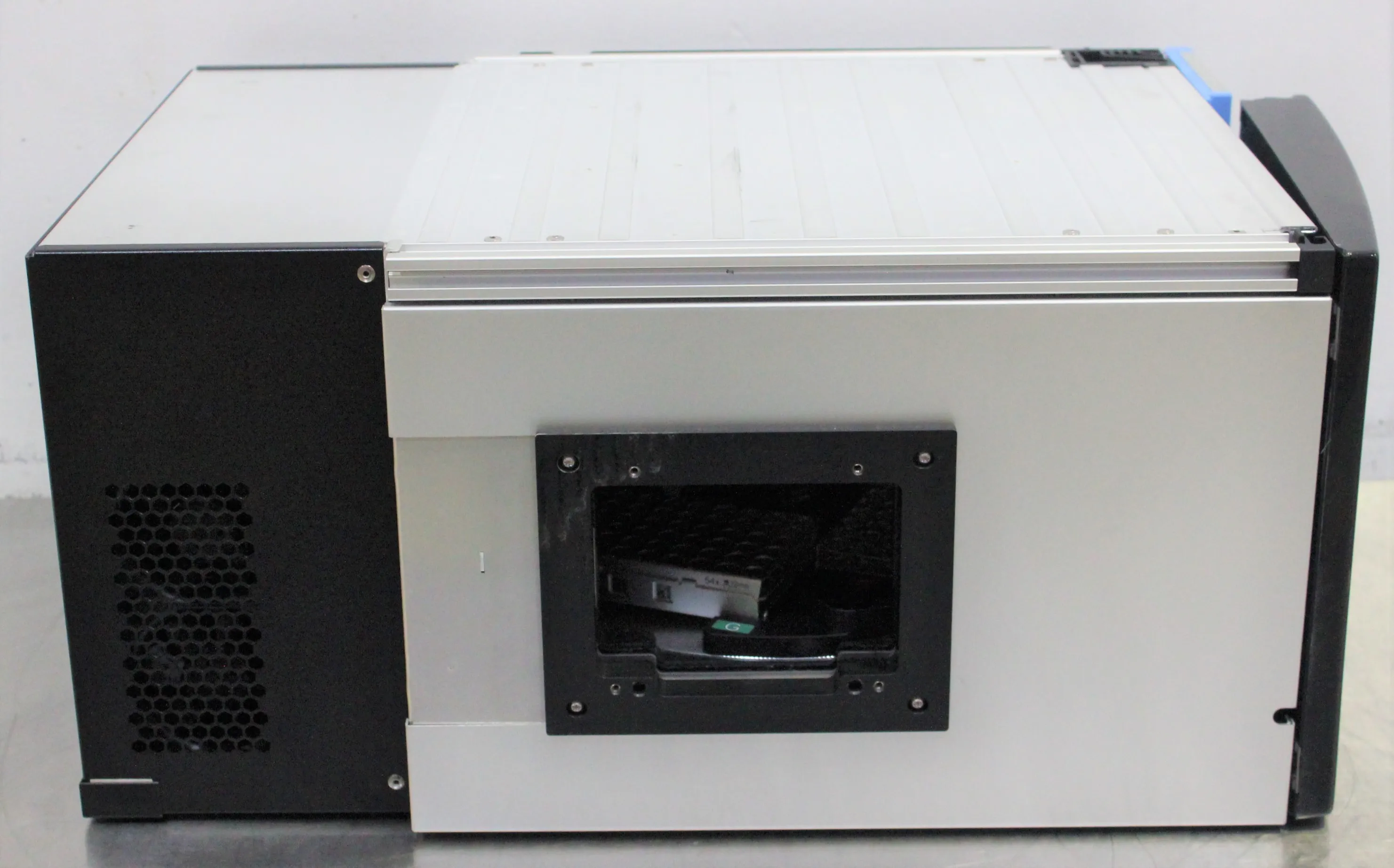 Thermo Scientific Vanquish UHPLC Split Sampler HT-Auto Sampler - 8301537 Used