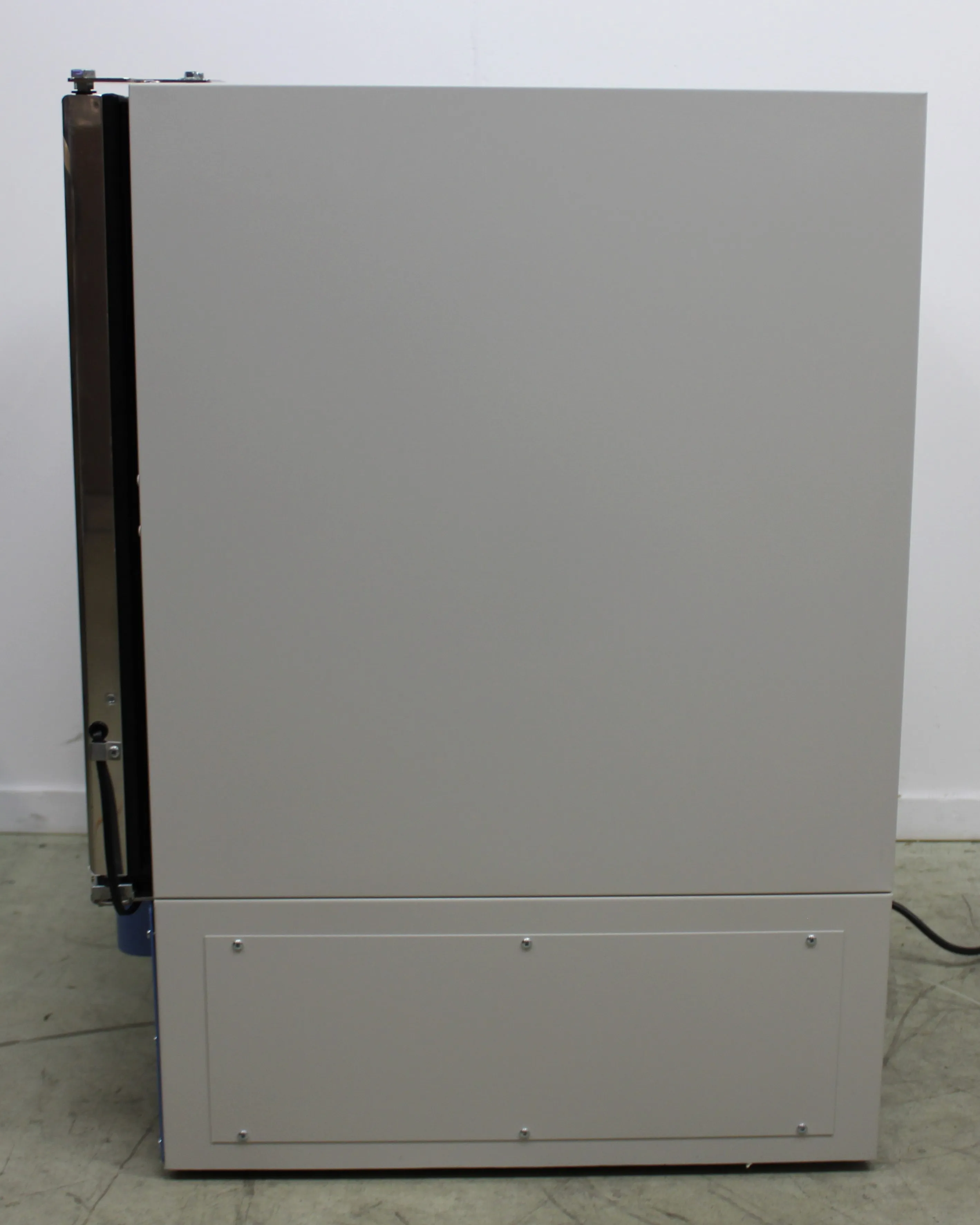 Thermo Fisher Scientific REB404V20+ Blood Bank Refrigerator