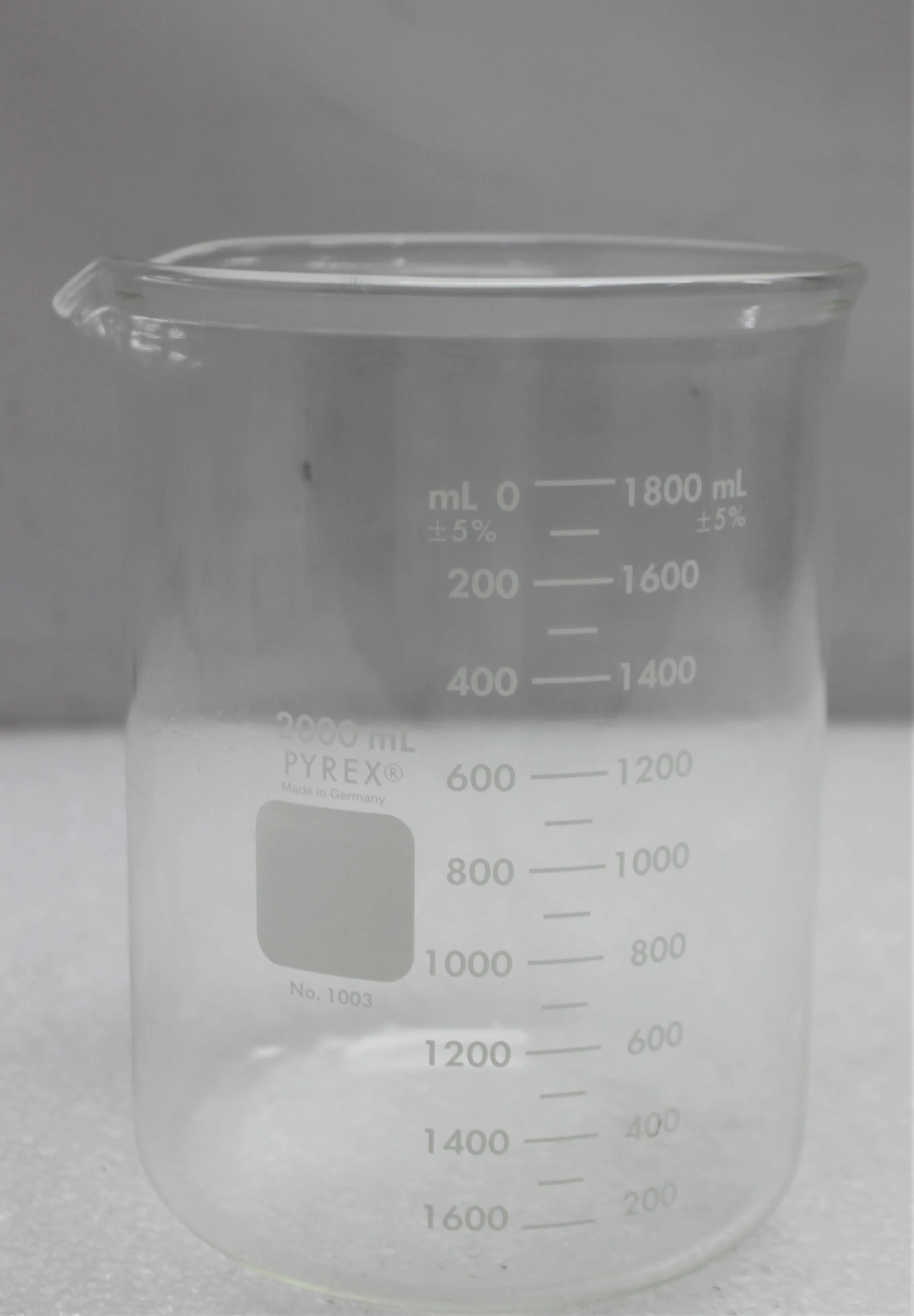 Pyrex 1003 Glassware Beaker 2000 mL Laboratory Equipment