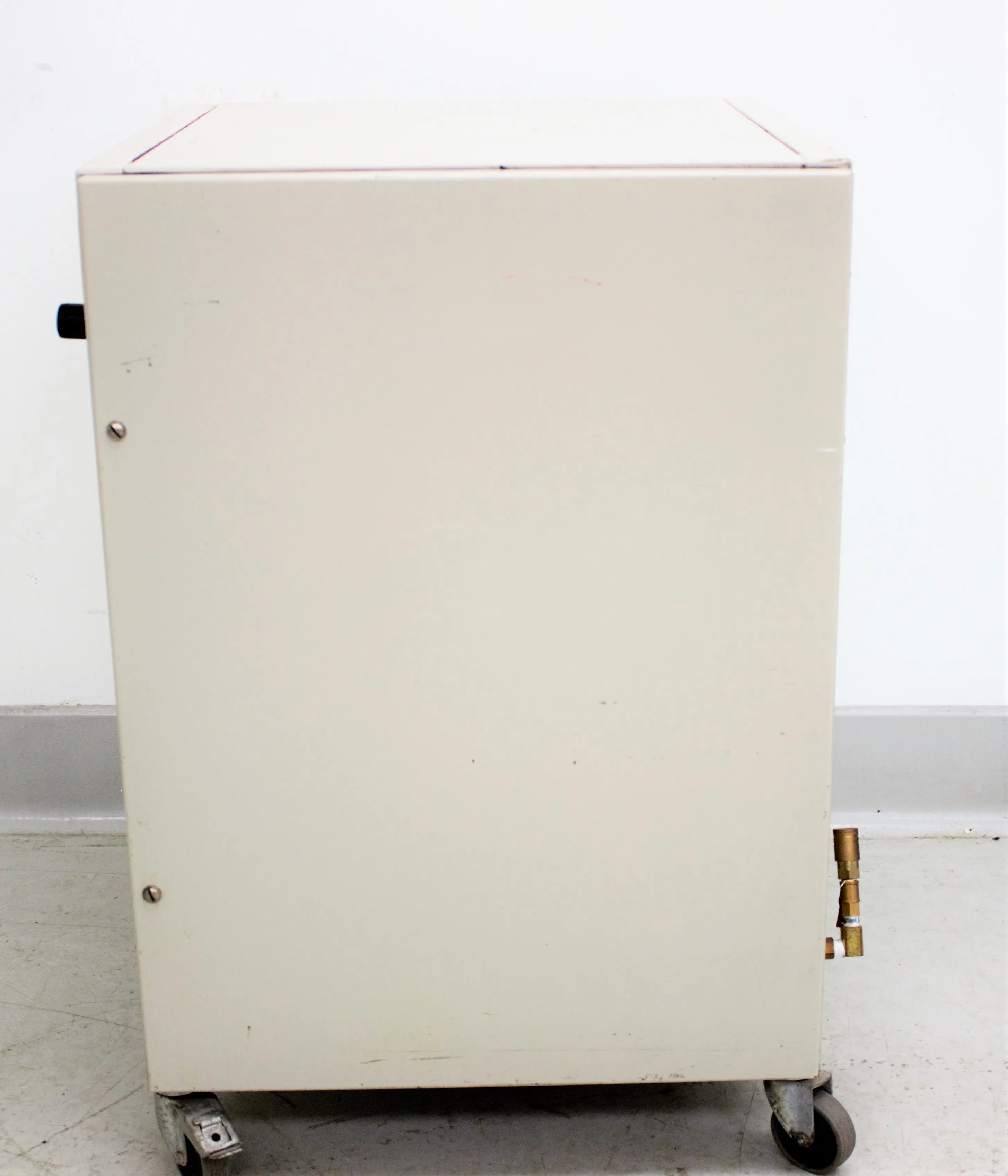 Jun-Air 2000 Oil-free Air Compressor Cabinet Unit