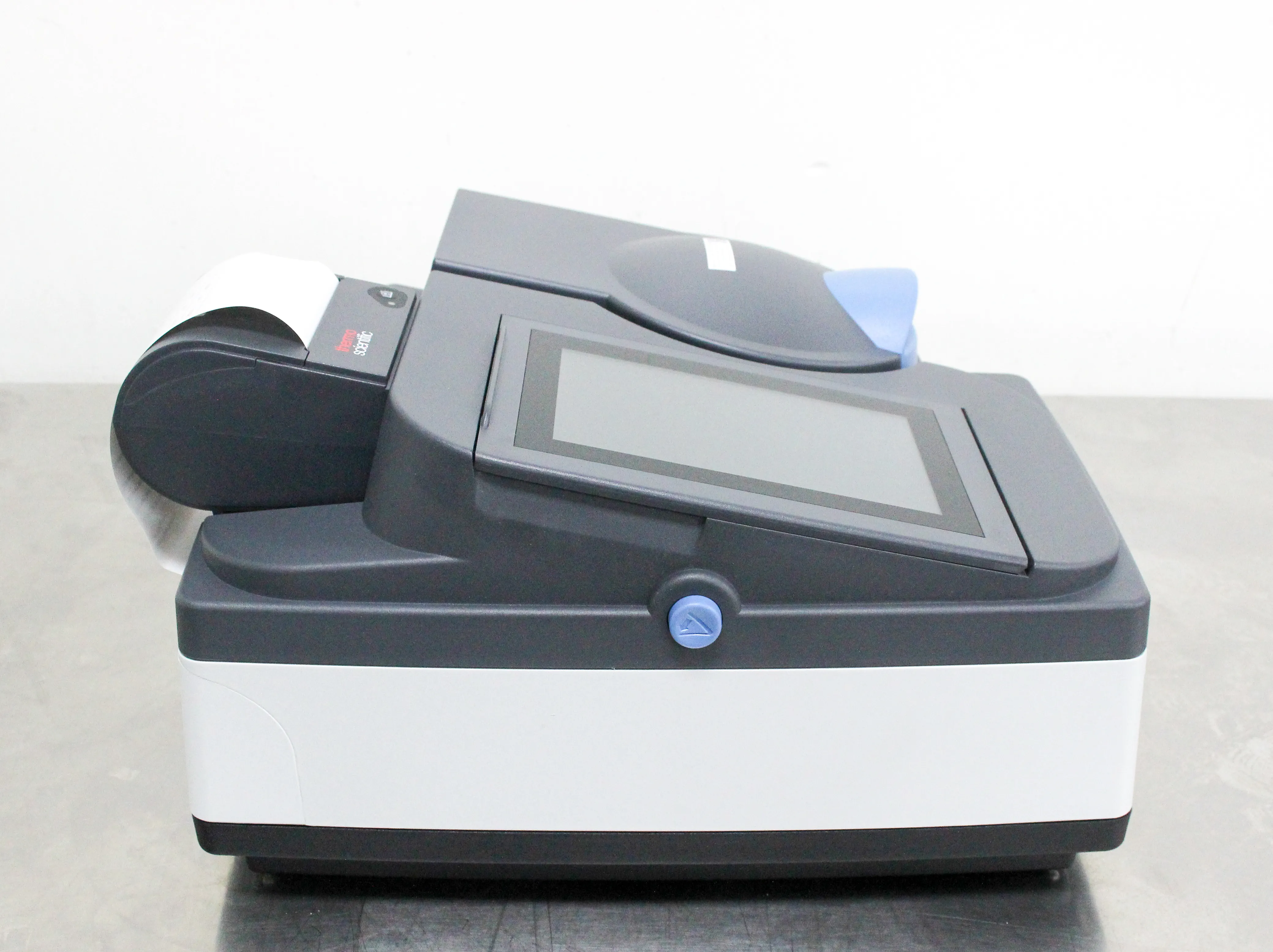 Thermo Scientific Genesys 150 Vis/UV-Vis Spectrophotometer