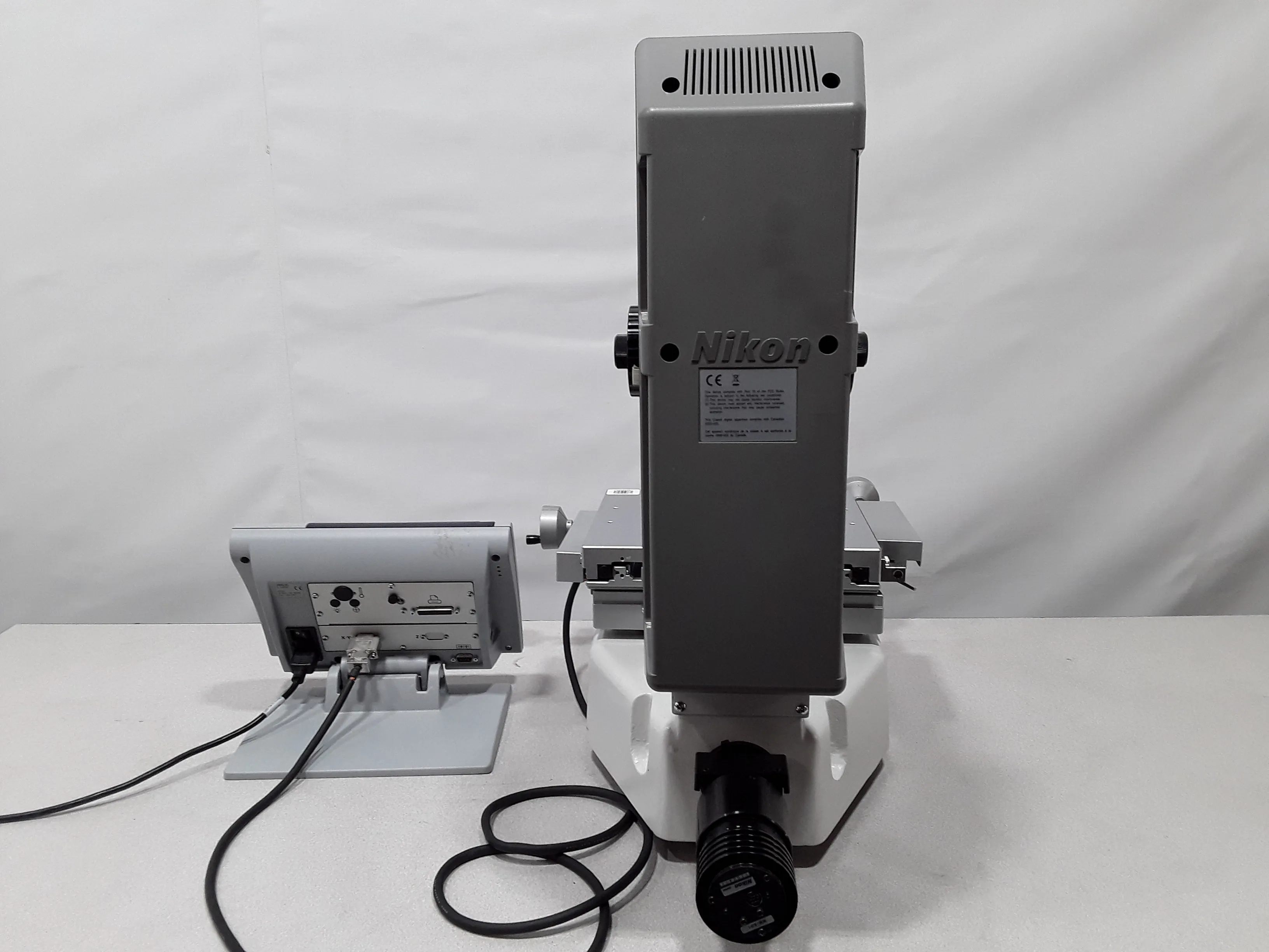 Nikon Measuring Microscope MM-400/S with Quadra-Chek 200