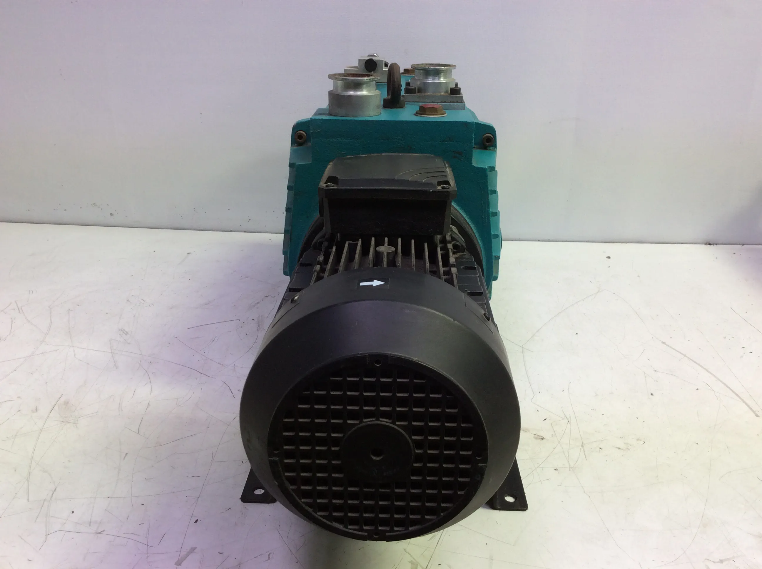 Telstar RD-70 Vacuum Pump | Used Lab Equipment for High Vacuum Applications