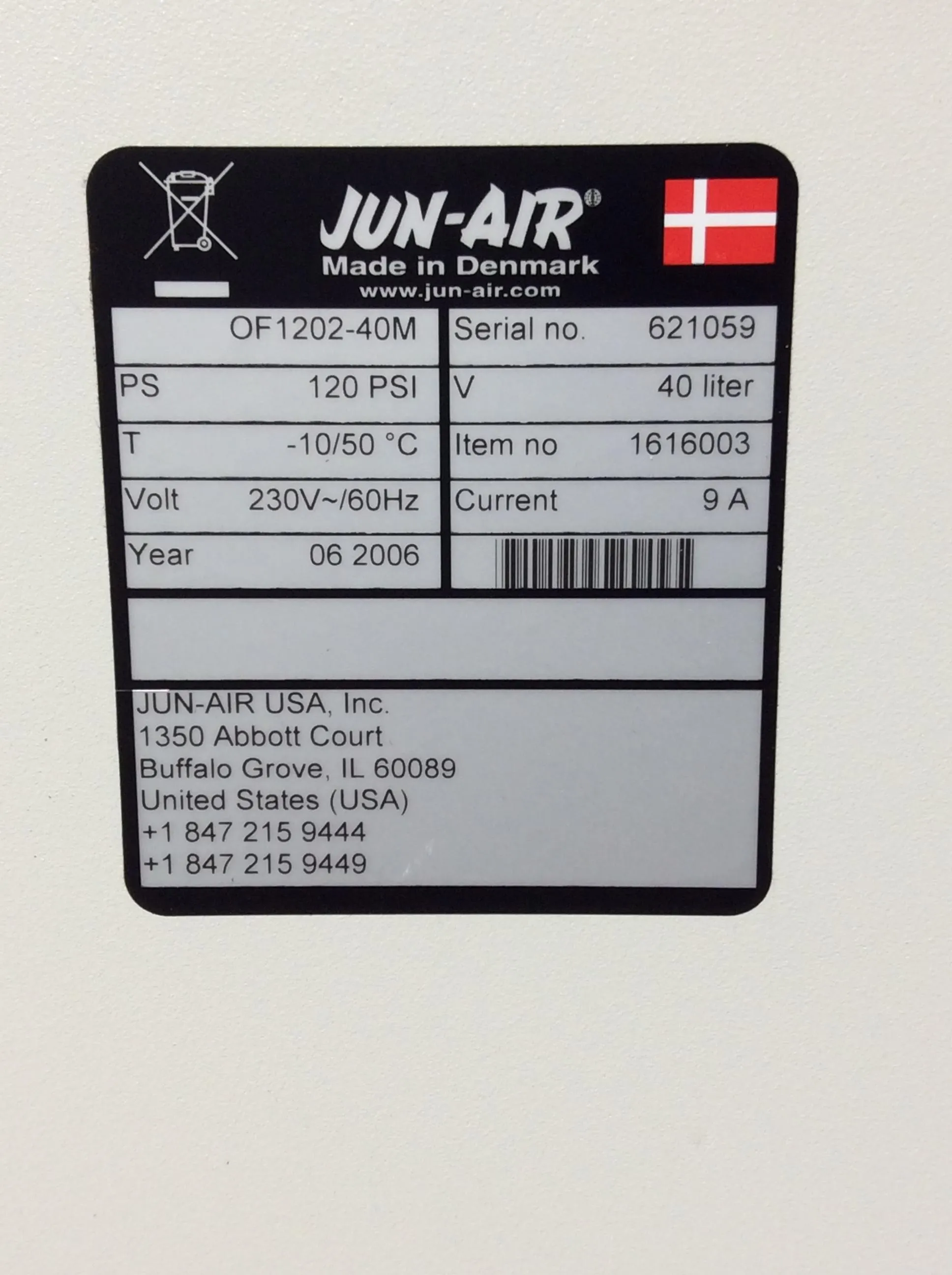 Used Jun-Air OF1202-40M Air Compressor for Medical, Lab, or Dental Applications - Not Working