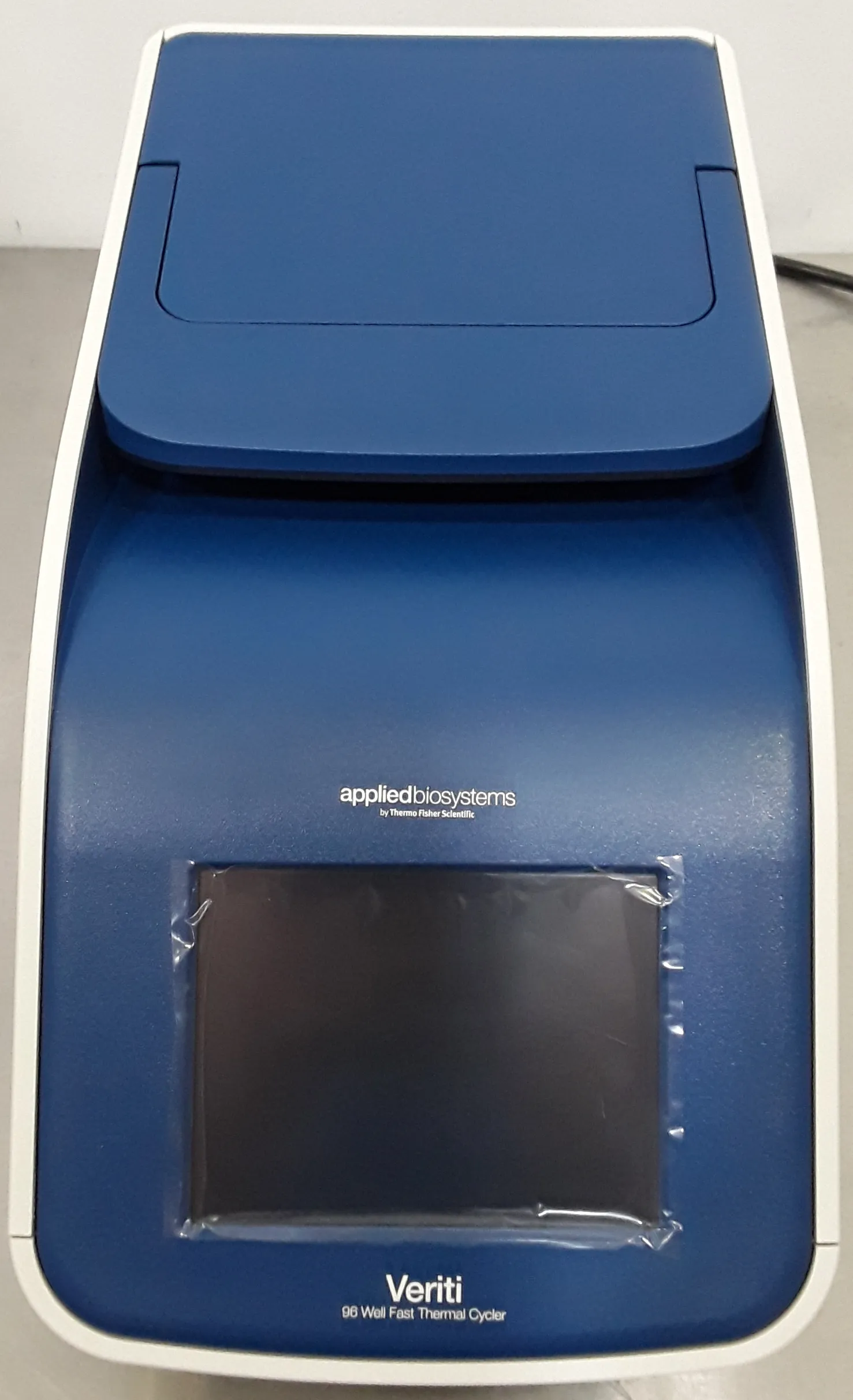 Applied Biosystems Veriti 96-Well Fast Thermal Cycler 4375305 PCR