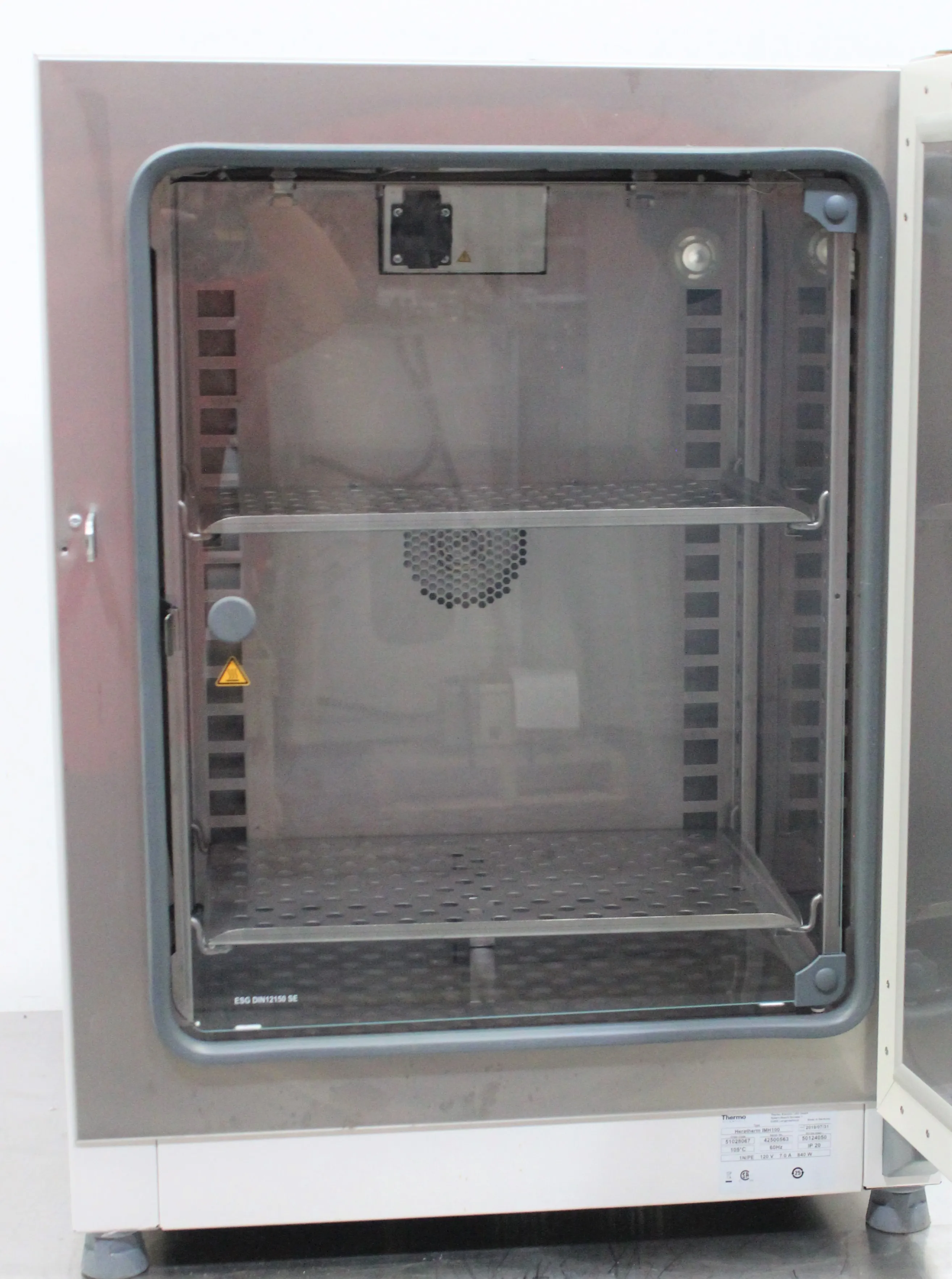 Thermo Scientific Heratherm IMH100 Incubator Shaker