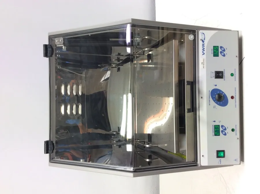 VWR 1570 Heated Benchtop Incubator Shaker