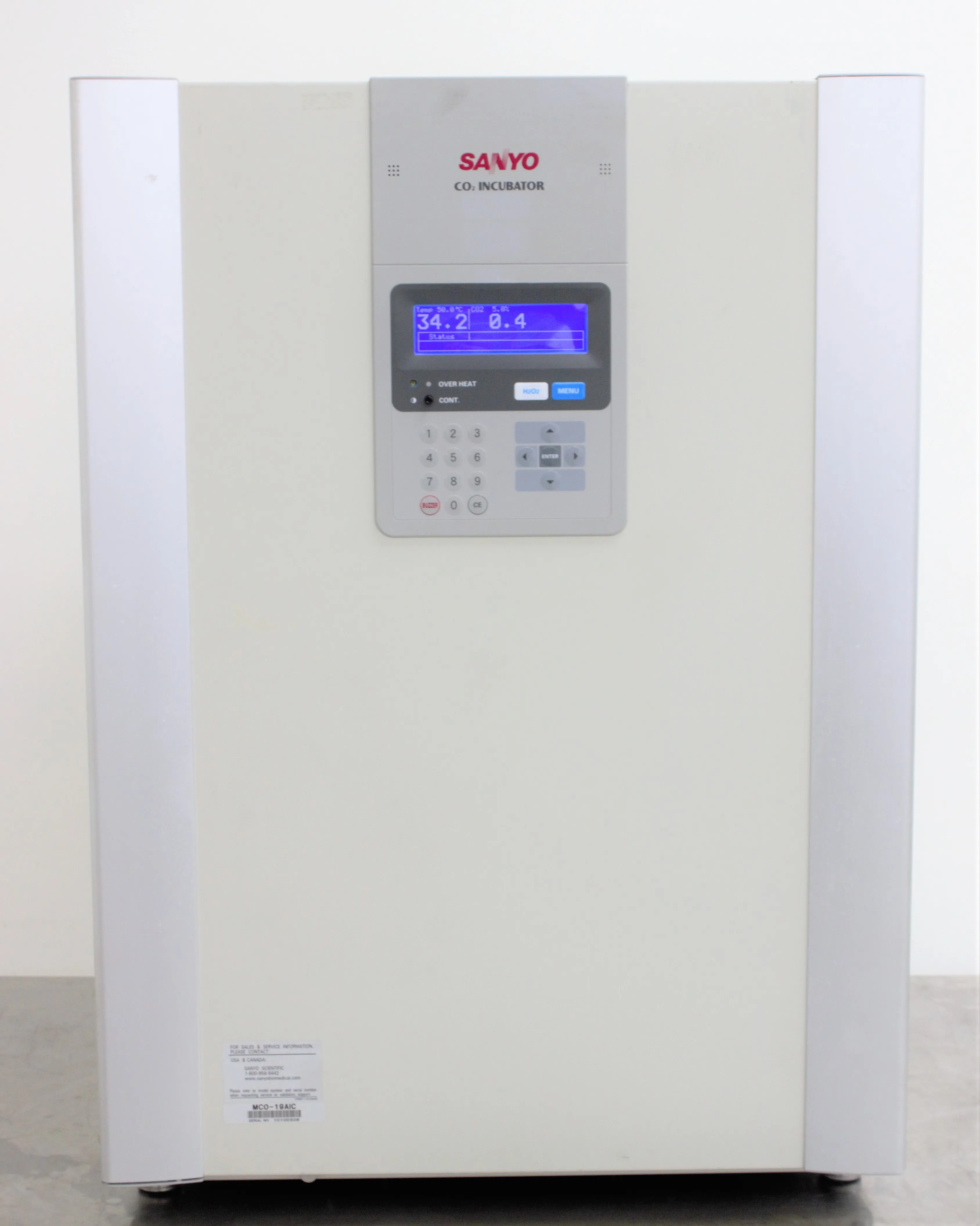 Sanyo MCO-19AIC(UV) CO2 Incubator 170L Used, Very Good Condition