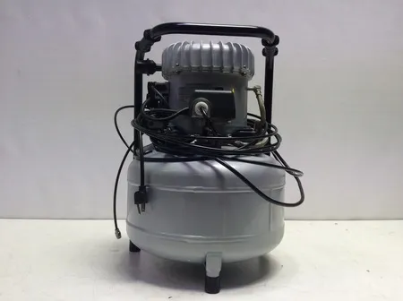 Jun-Air 6-25 Air Compressor, 25 L/6.6 gal