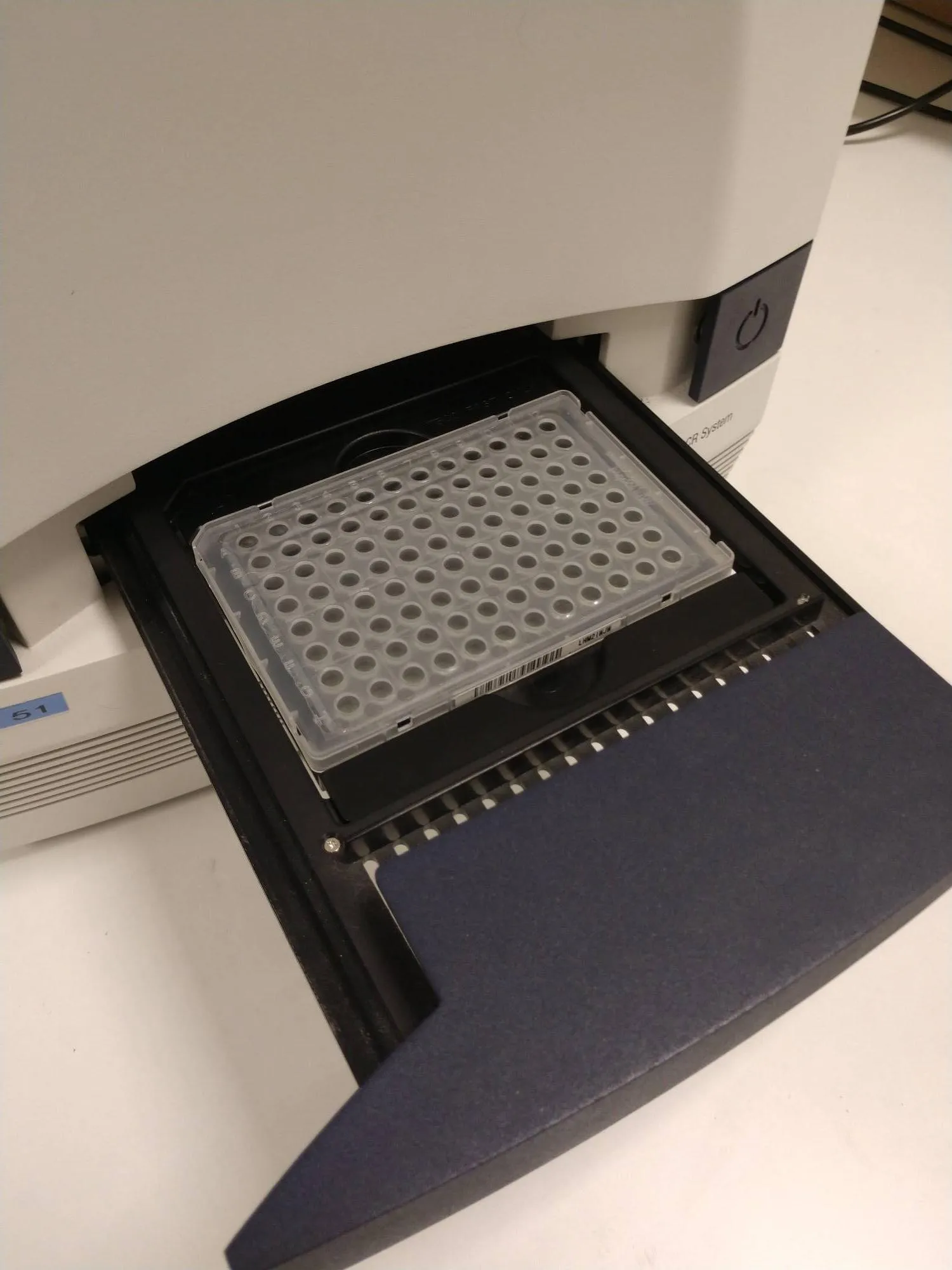 Applied Biosystems 7500 Fast Real-Time PCR System