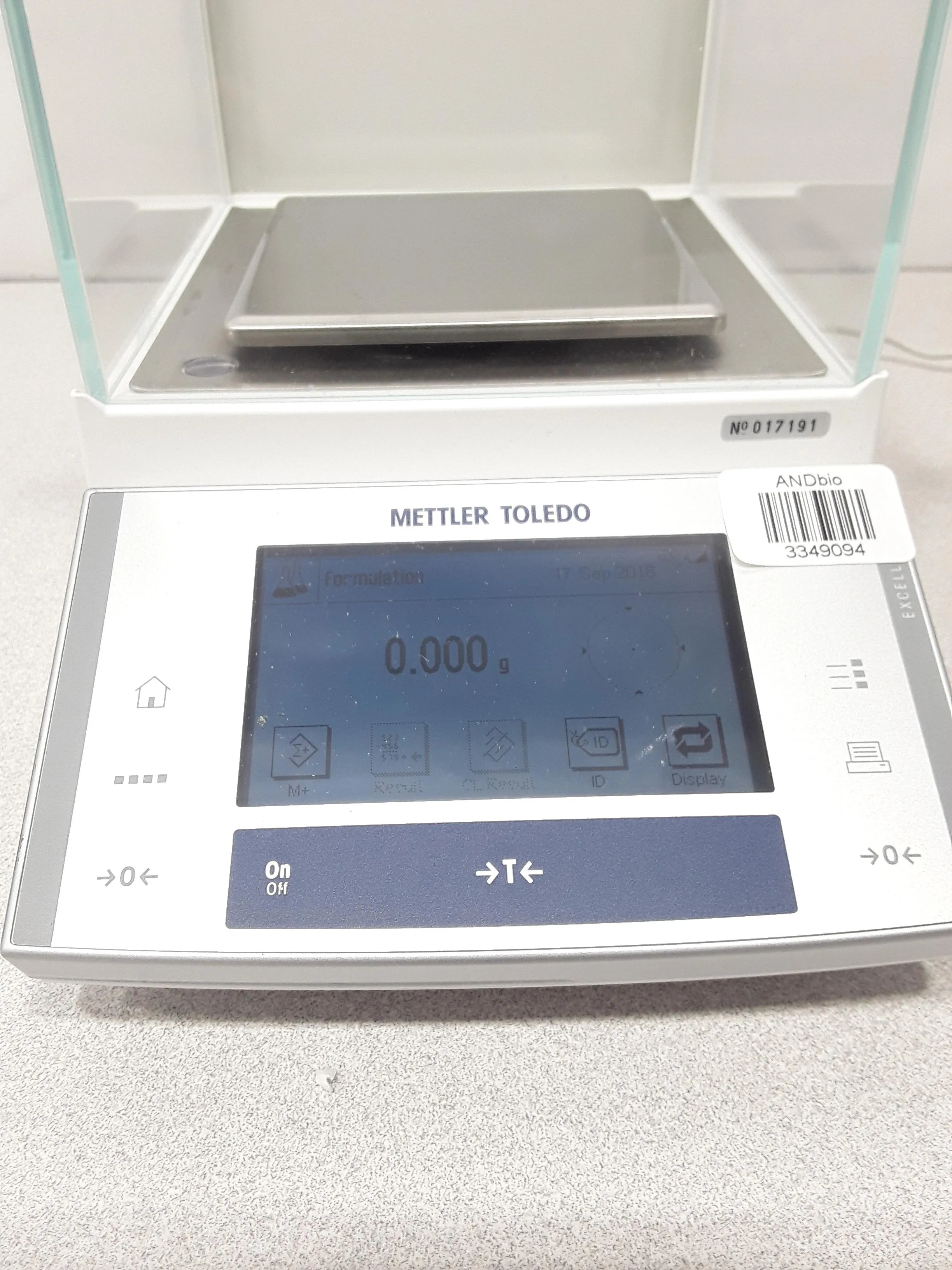 Mettler Toledo XS403S Precision Balance