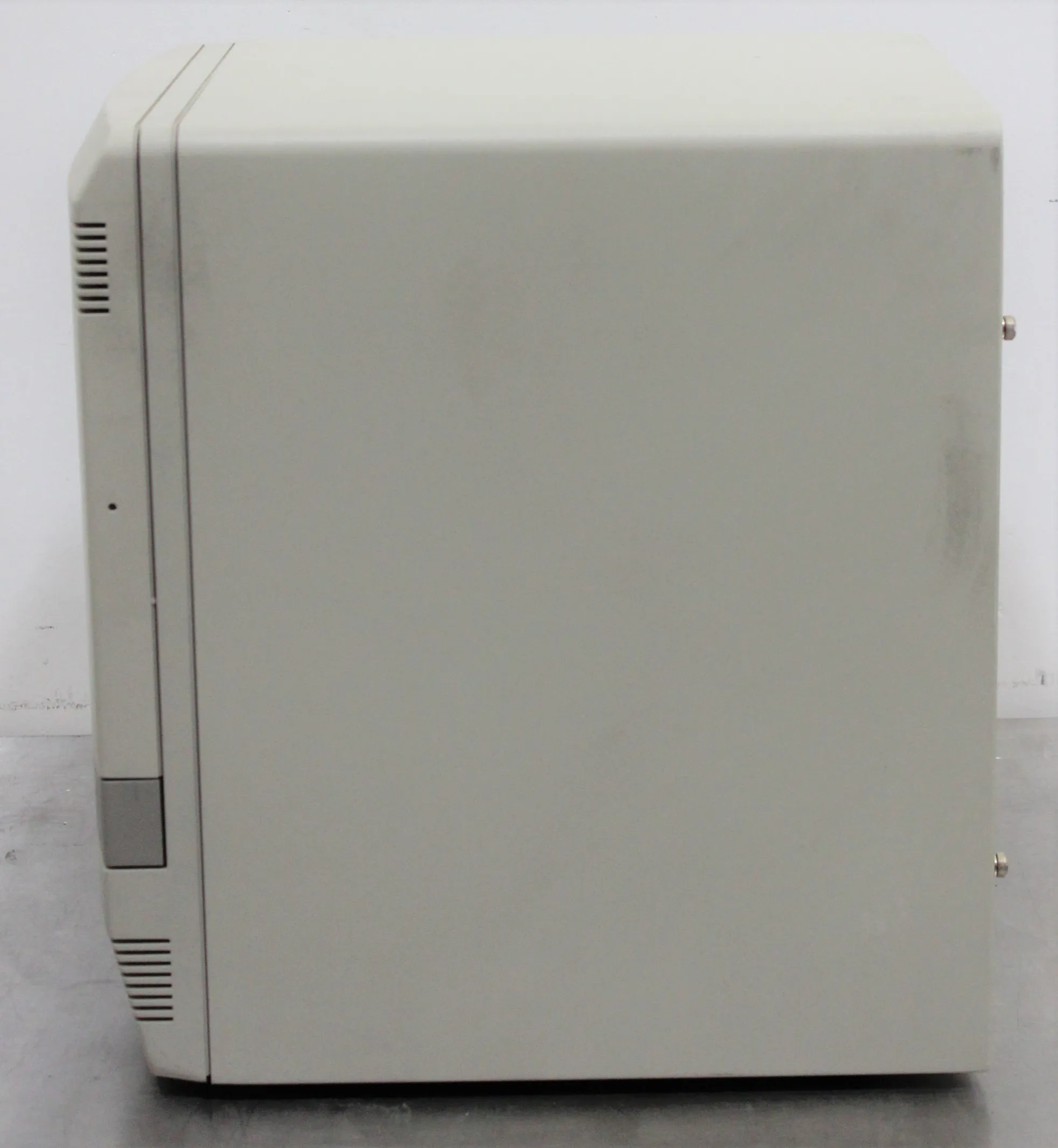 Applied Biosystem 7300 Real Time PCR System - Used 30-Day Warranty, 100% Parts and Labor - REUZEit