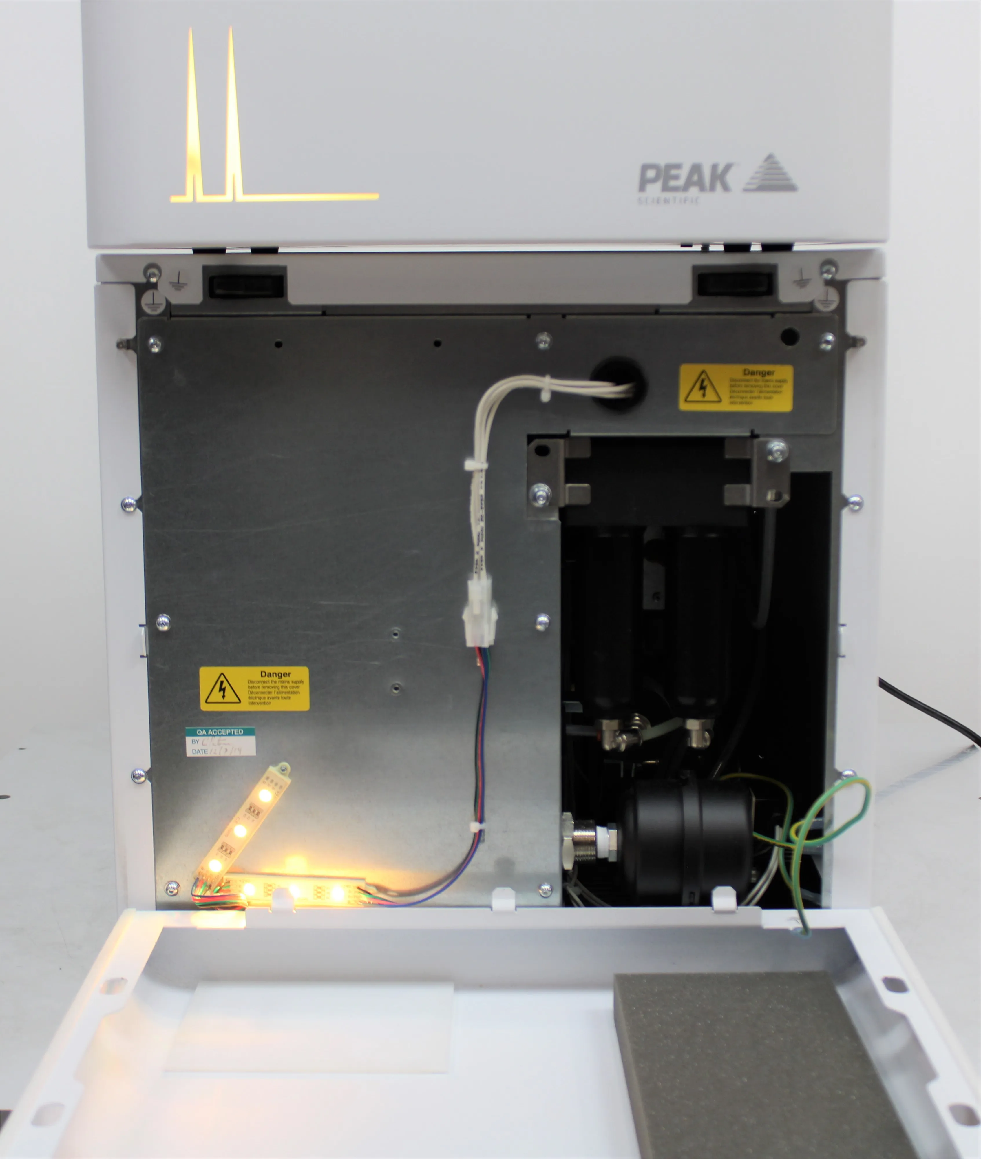 Peak Scientific Acrion Air Compressor + Acrion N2 Nitrogen Generator