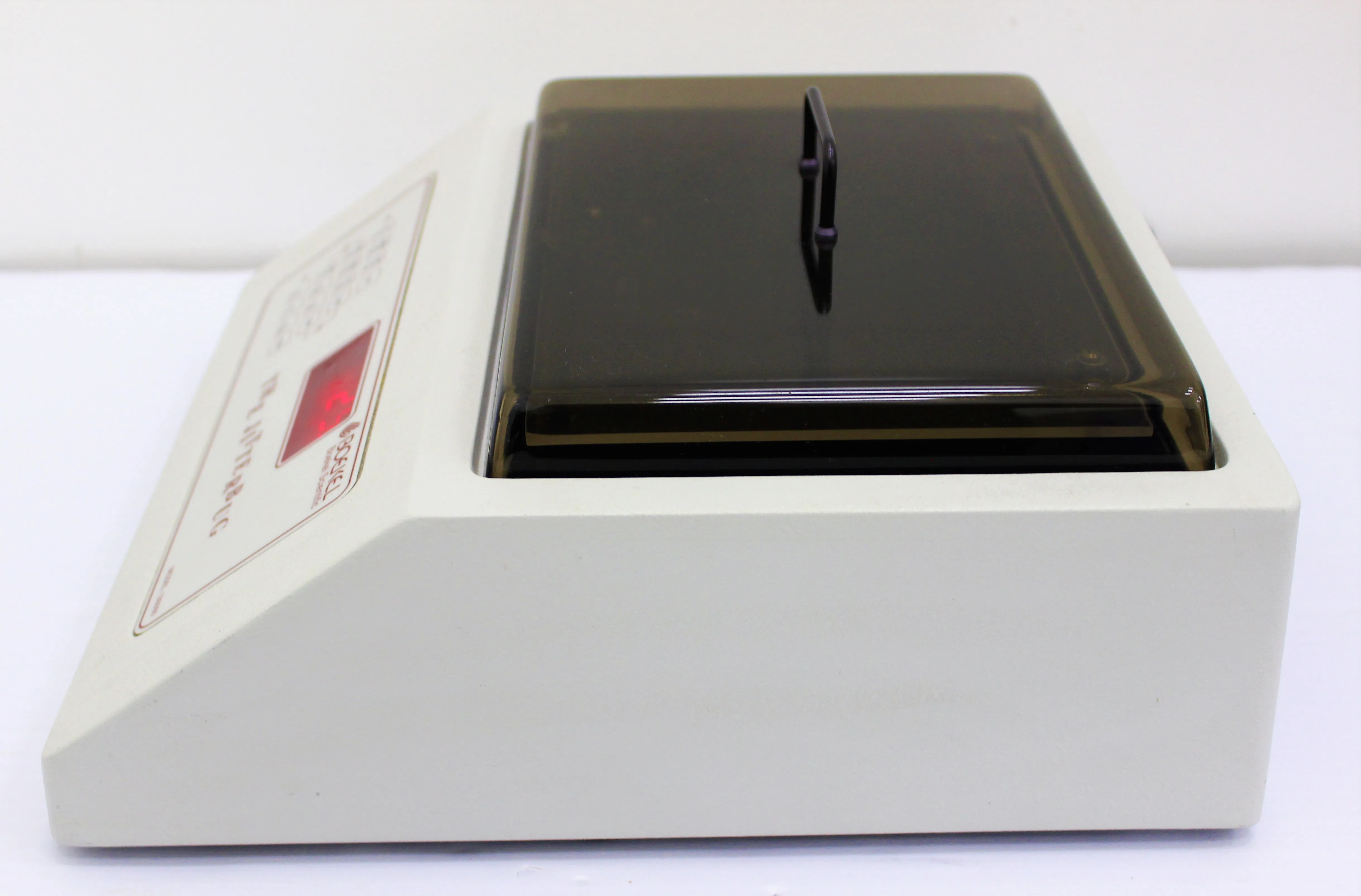 BOEKEL Scientific THE JITTERBUG Incubated Microplate Shaker, 130000