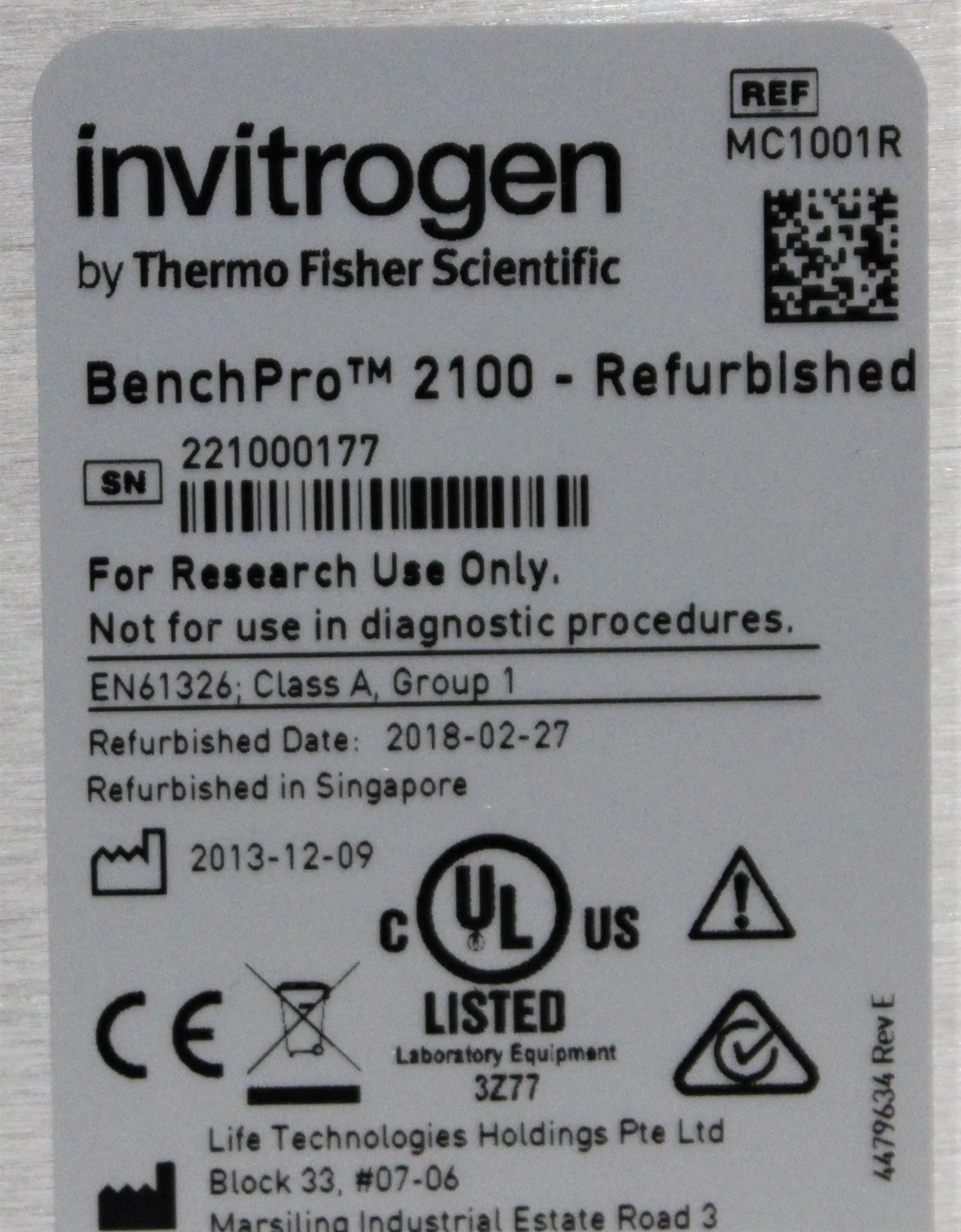 Invitrogen BenchPro 2100 Plasmid Purification System DNA Purification Unit MC1001R