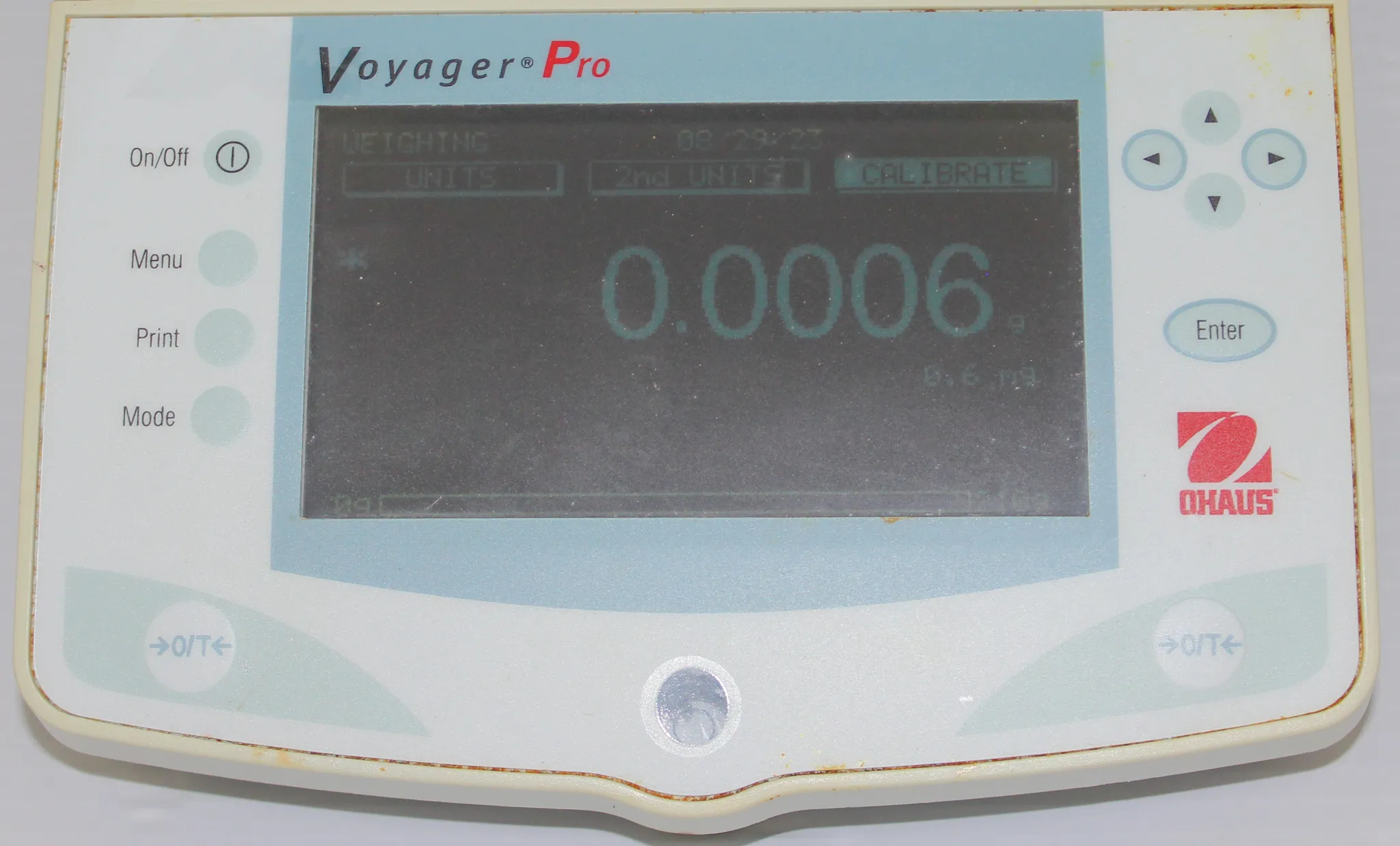 OHAUS Voyager PRO Analytical VP214CN