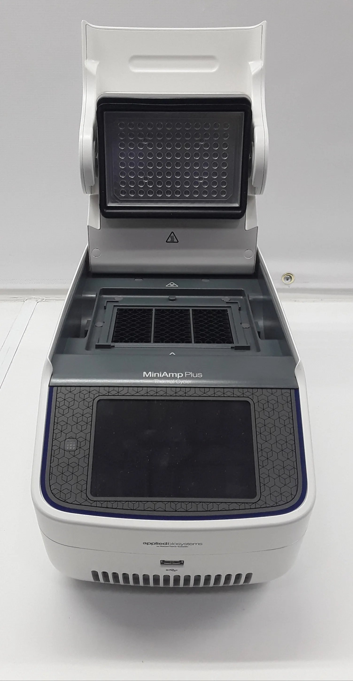 Applied Biosystems MiniAmp Thermal Cycler A37029