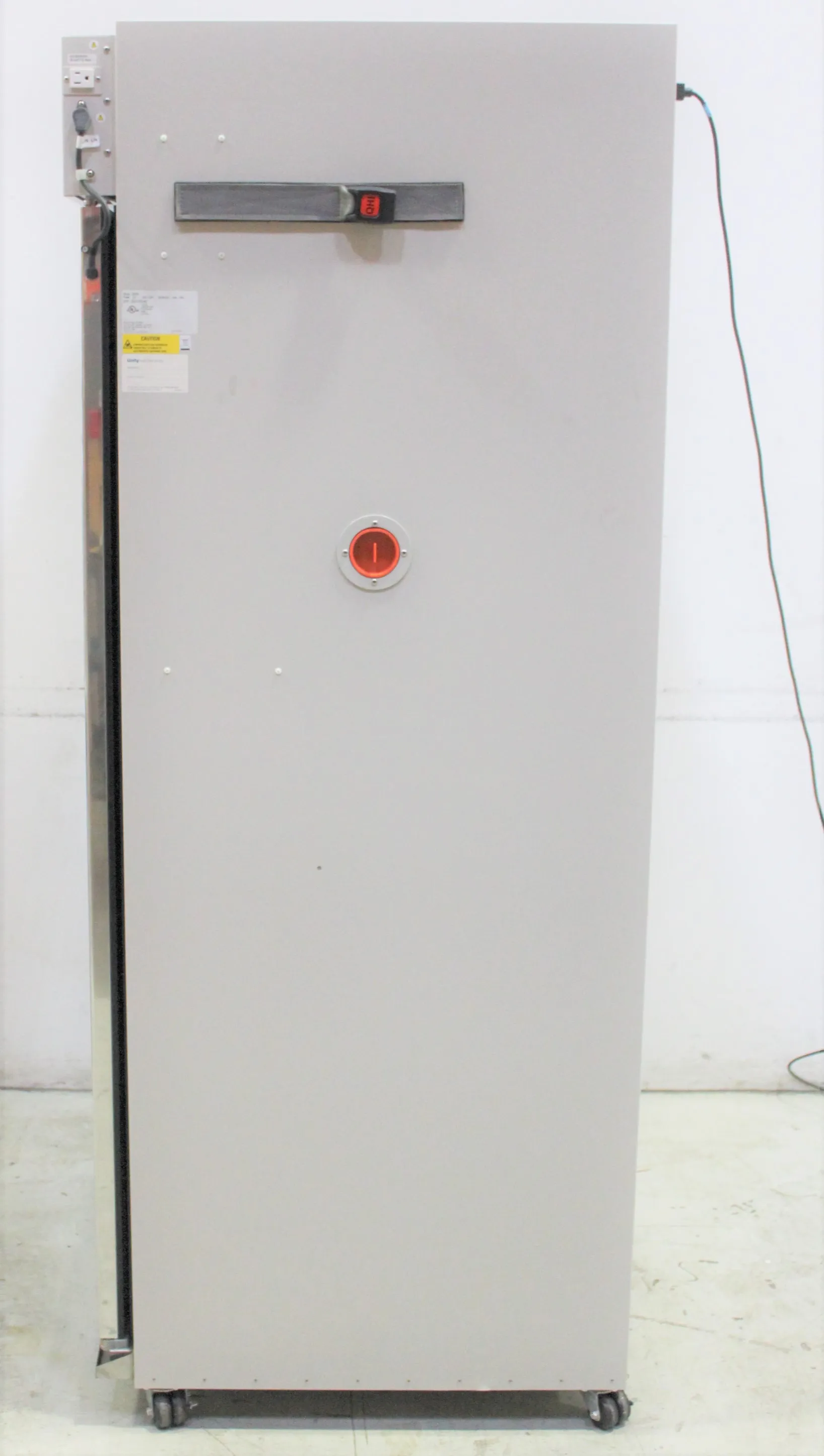 Thermo Scientific Large-Capacity Reach-In CO2 Incubator 3950