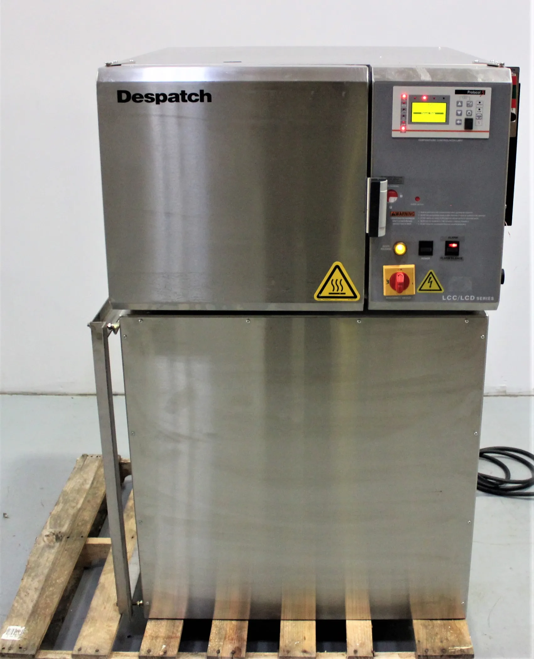 Used Despatch LCC1-16NV-3 Laboratory Oven